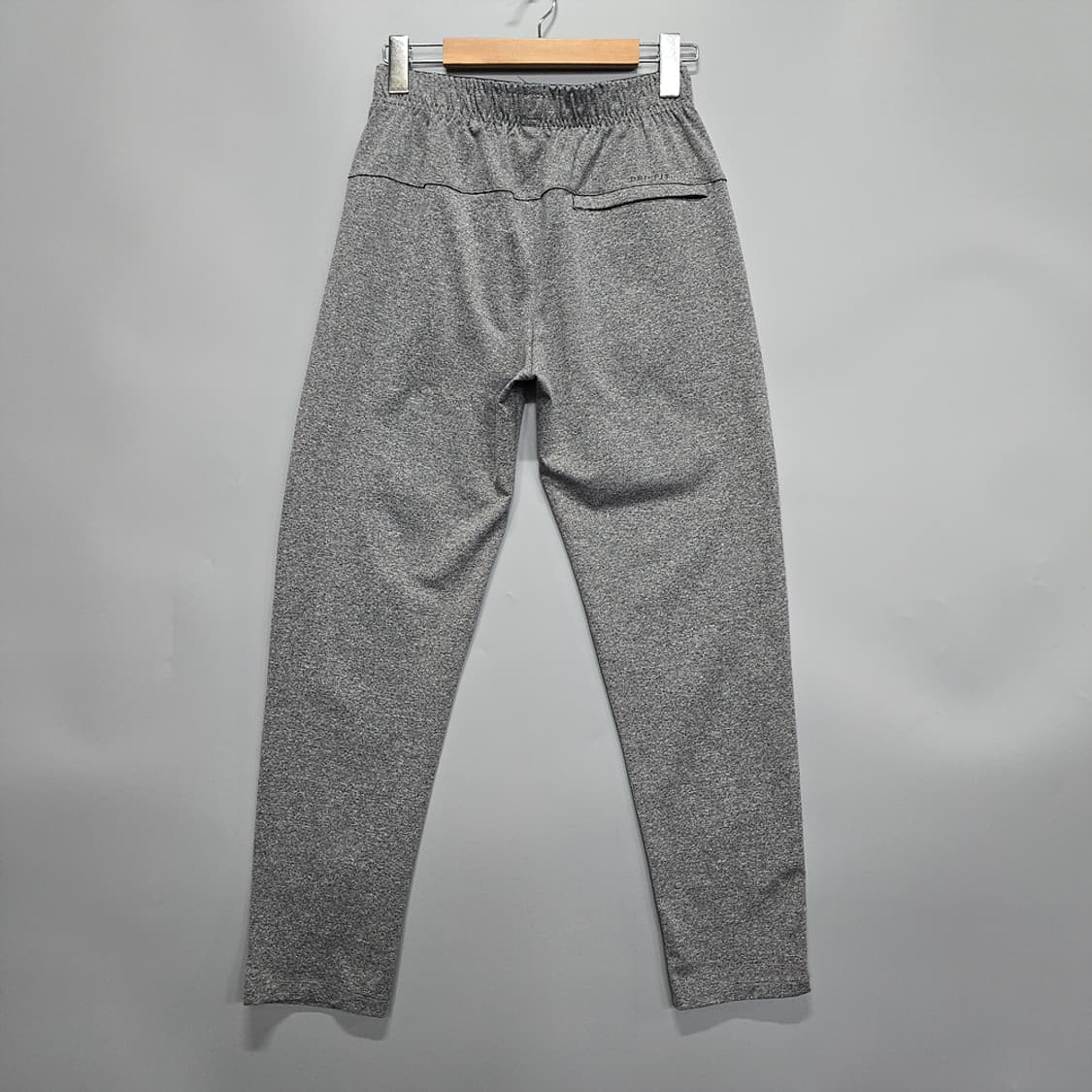 나이키(NIKE) 드라이핏 트레이닝 팬츠 그레이 M 상품이미지4