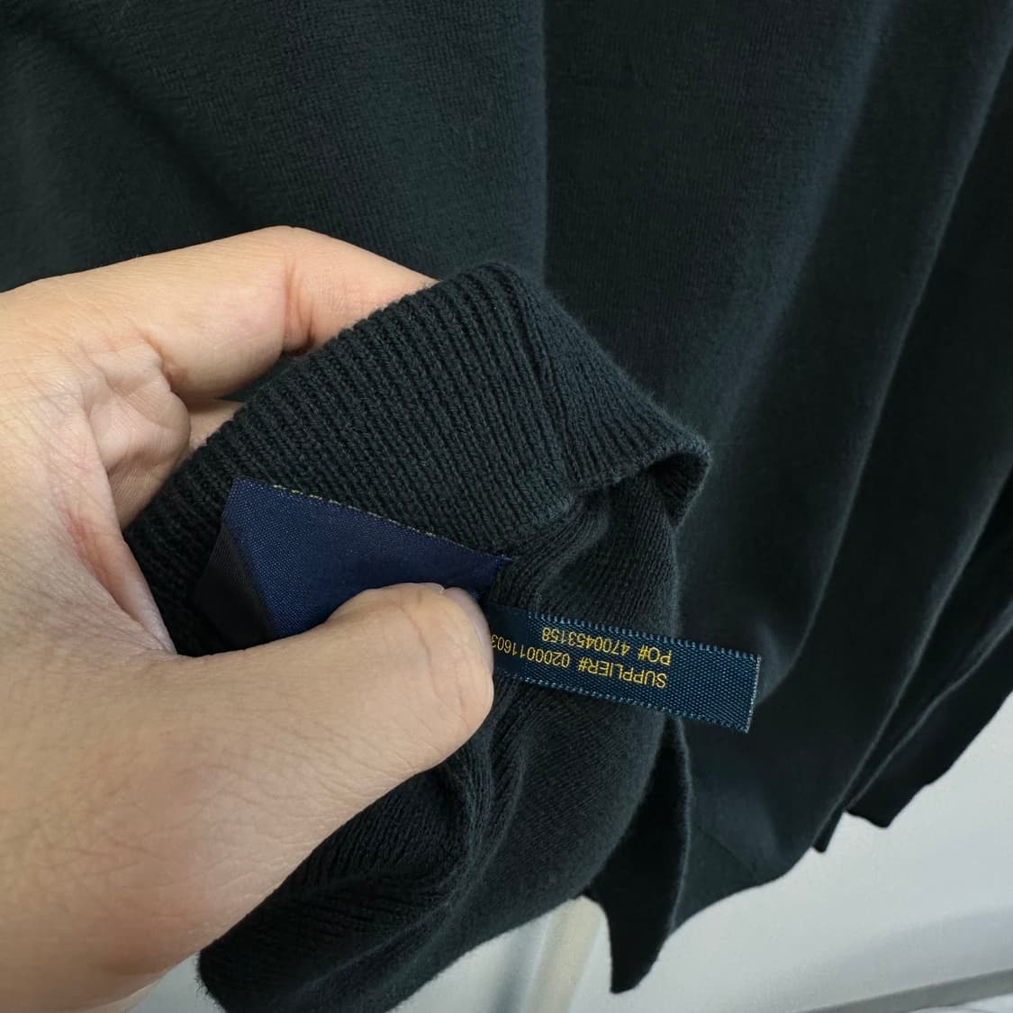 폴로 피마코튼 로고 브이넥 니트 상품이미지7