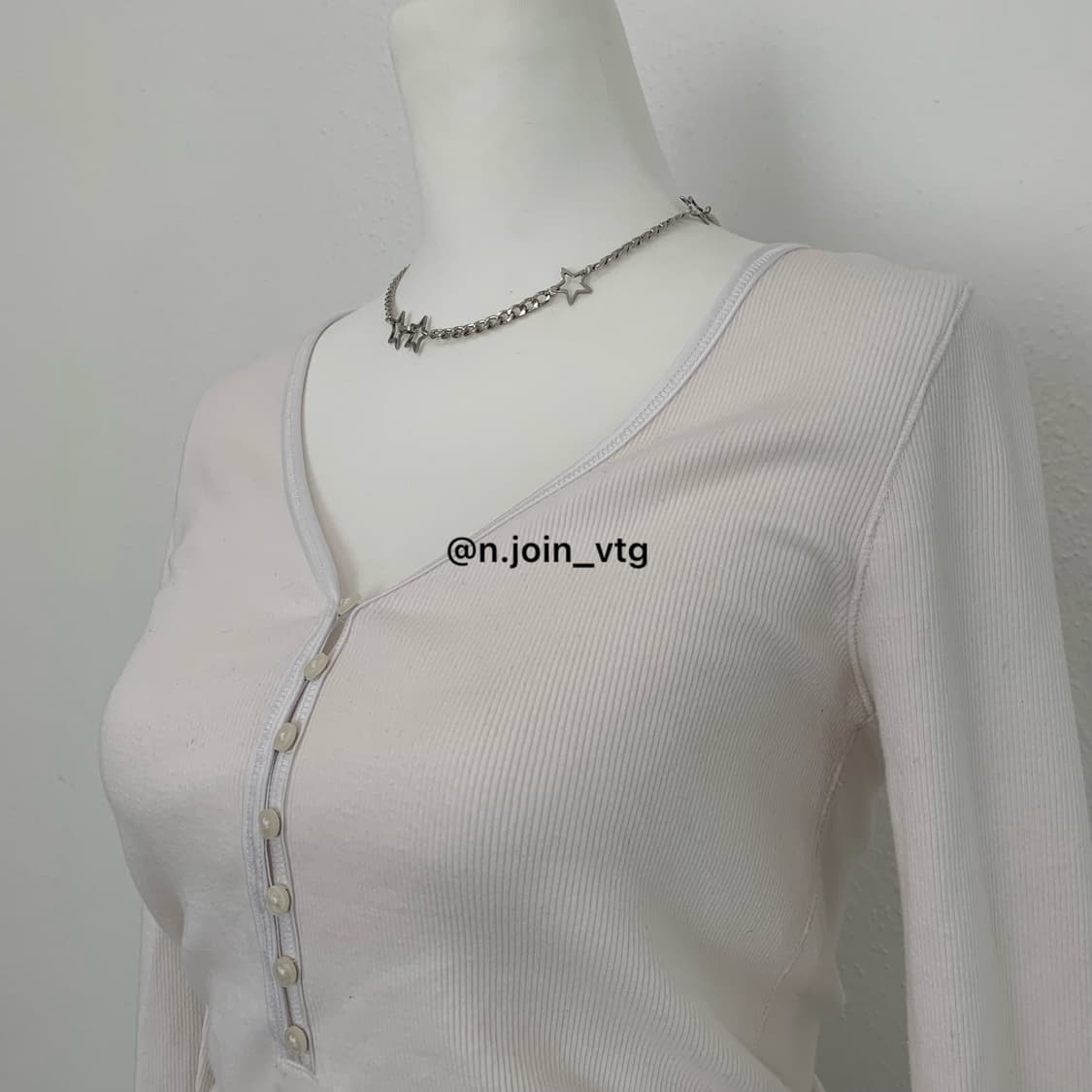 아베크롬비 헨리넥 크림 아이보리 롱슬리브 상품이미지3