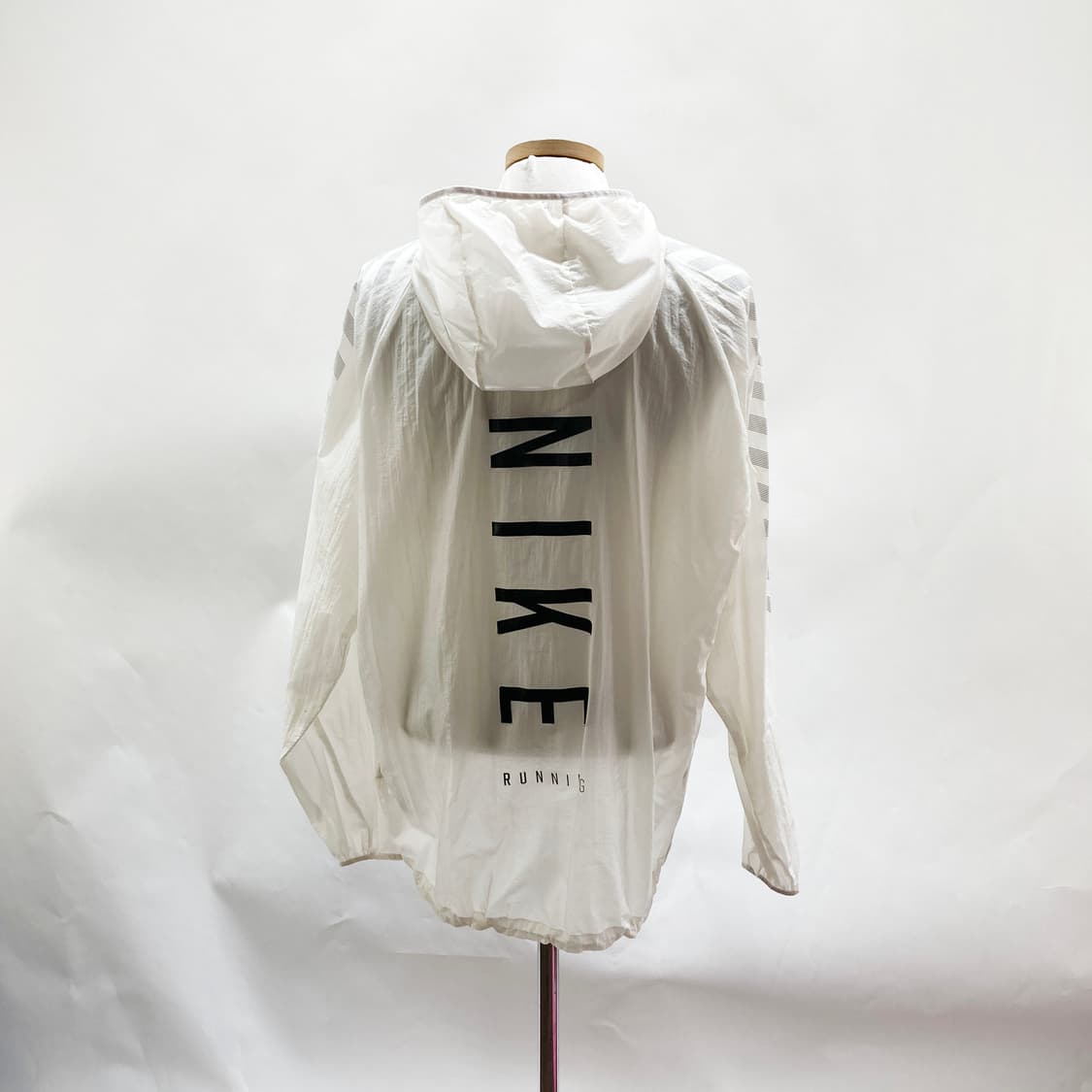 나이키 임파시블리 바람막이아노락 XL  상품이미지3