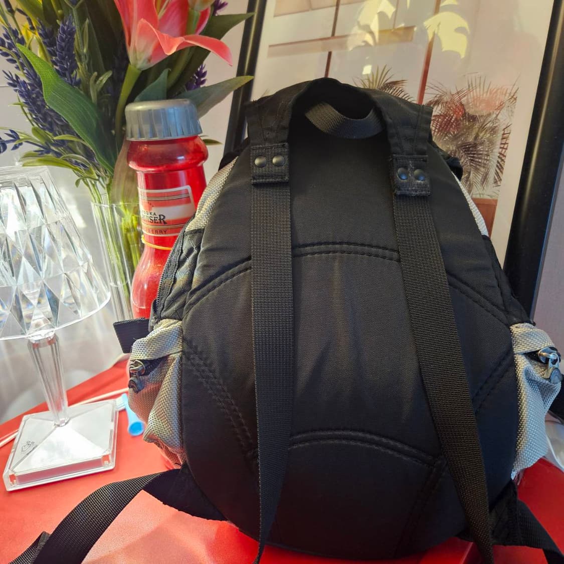 오클리(OAKLEY) 라이트 그레이 미니 백팩 상품이미지4