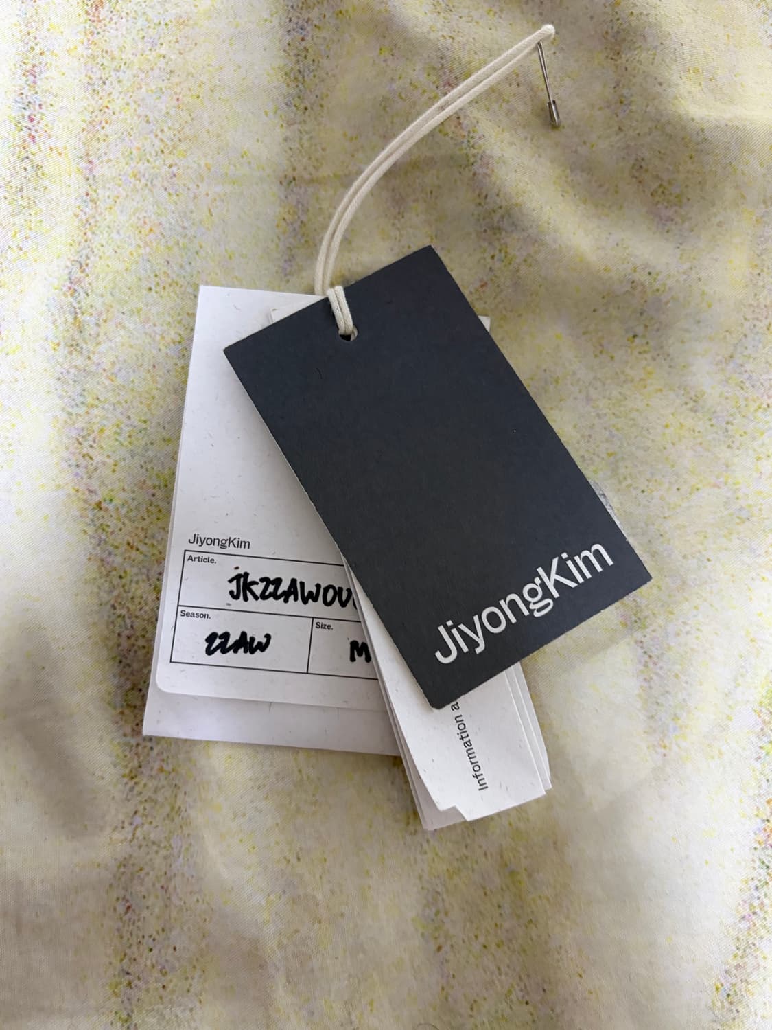 [M] 지용킴 22aw 숄 카라 벨벳 봄버 자켓 네이비 상품이미지6