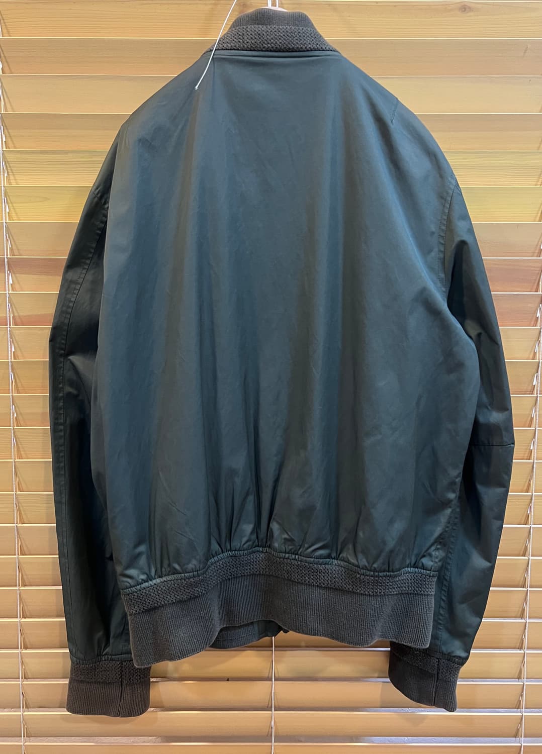 라코스테 남성 카키 블루종점퍼
 상품이미지8