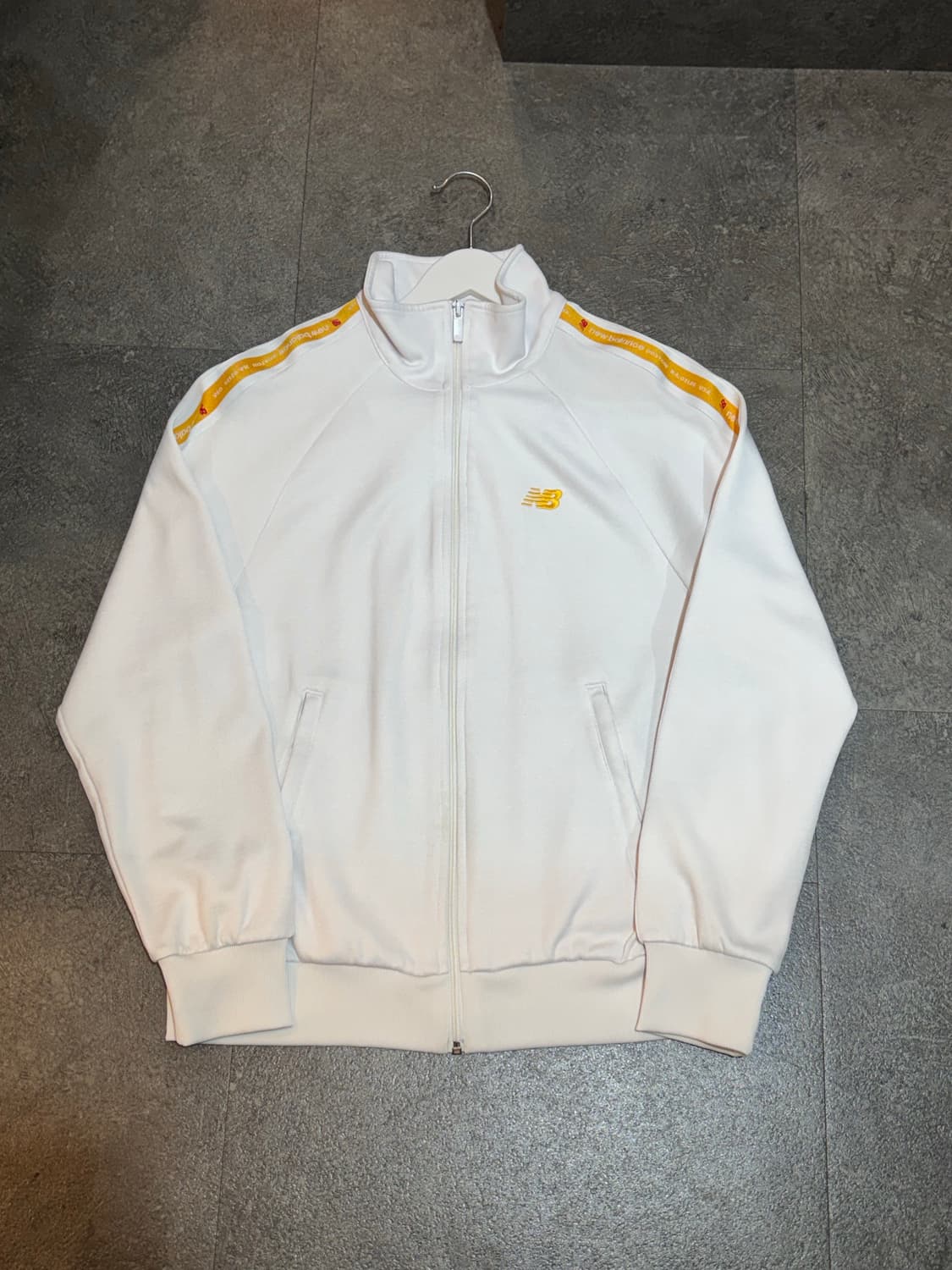 뉴발란스 져지 집업 95사이즈 상품이미지2