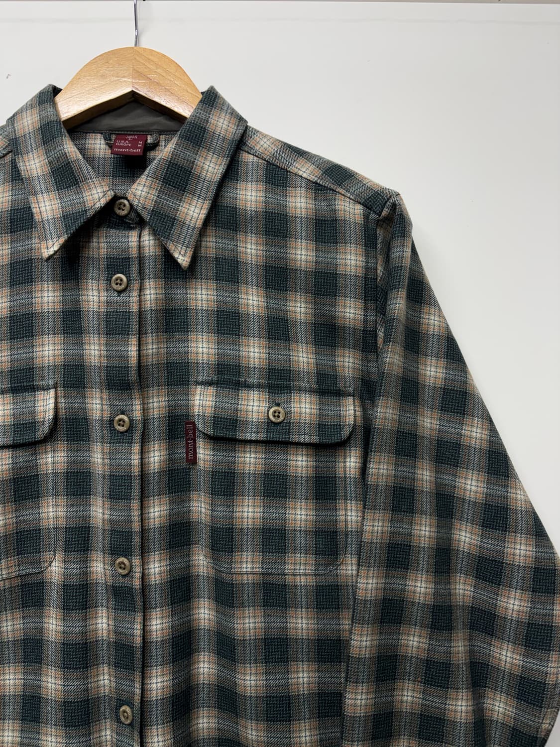 몽벨 s 체크 셔츠 상품이미지1