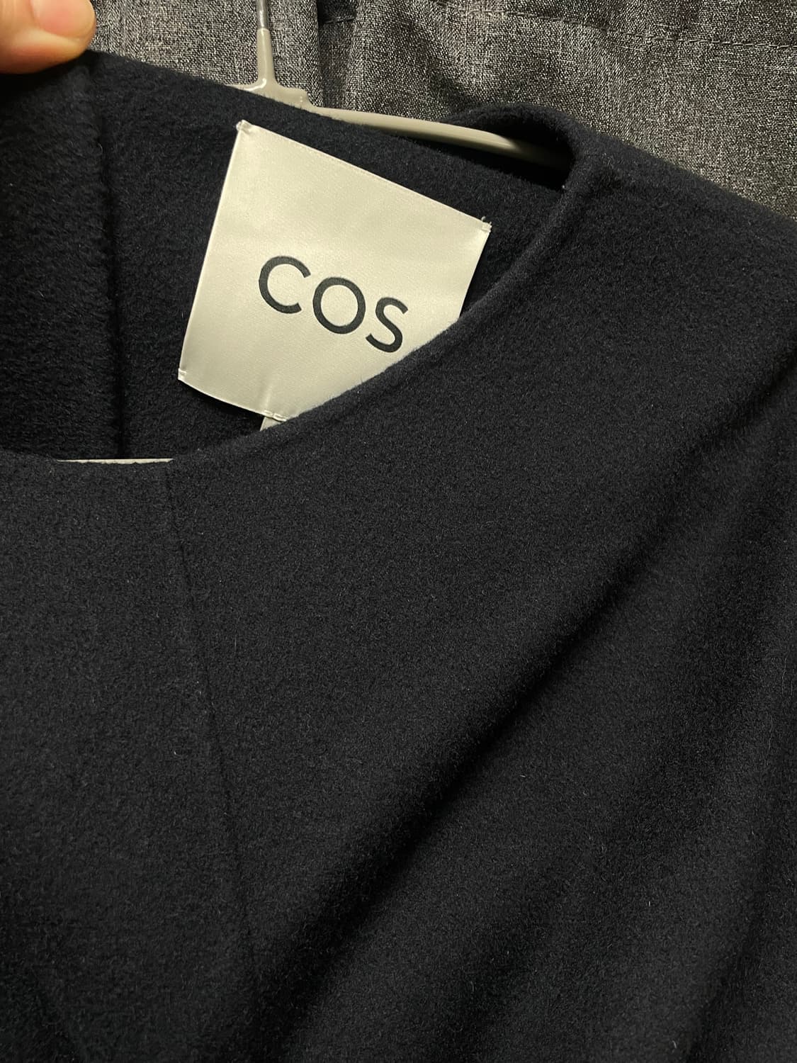 COS 크롭 셔링 볼레로 네이비 x/xs 상품이미지5