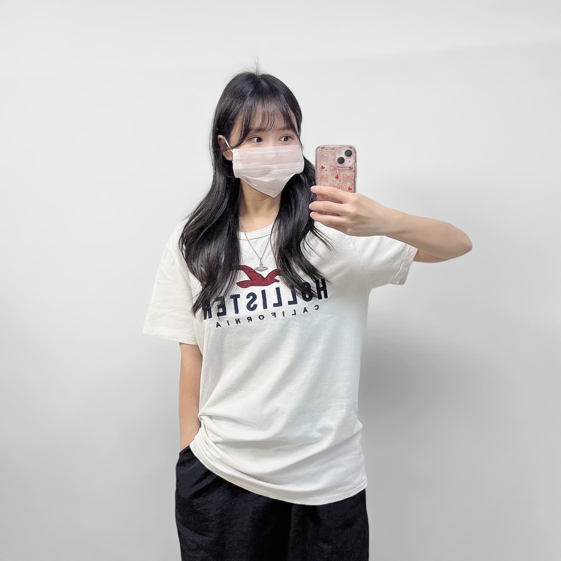 홀리스터 스펠 로고 반팔 티셔츠 화이트 상품이미지1