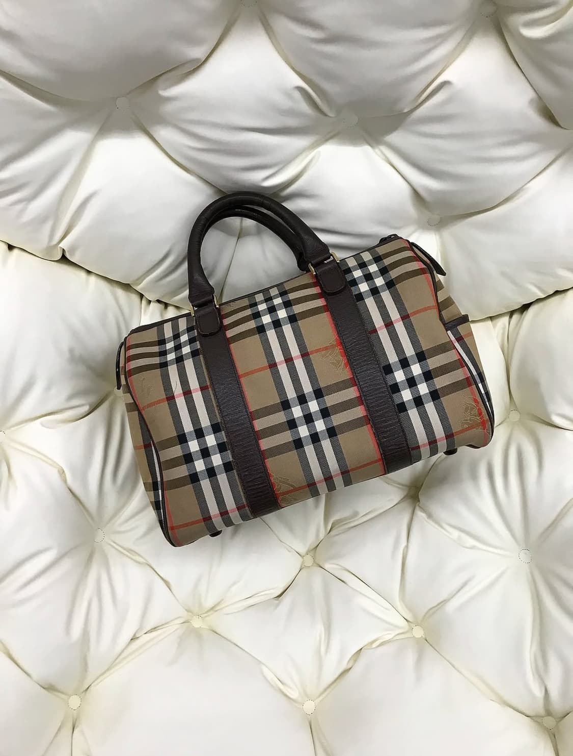 버버리 금장 노바체크 보스턴백 가방 상품이미지3