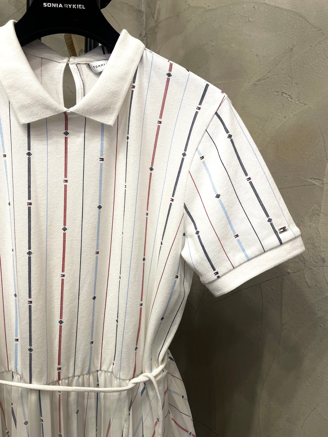 타미힐피거 피케 플레어 플리츠 벨티드 롱드레스 55 상품이미지3