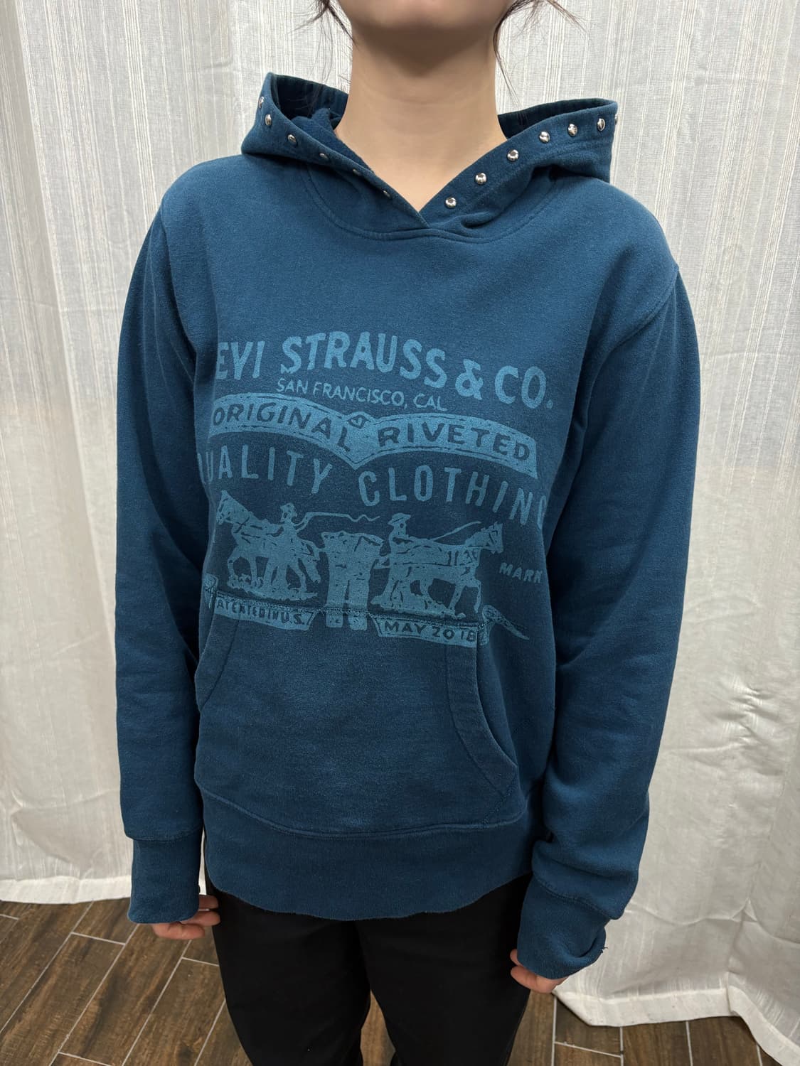 빈티지 리바이스 레드탭 스터드 후드티 상품이미지1