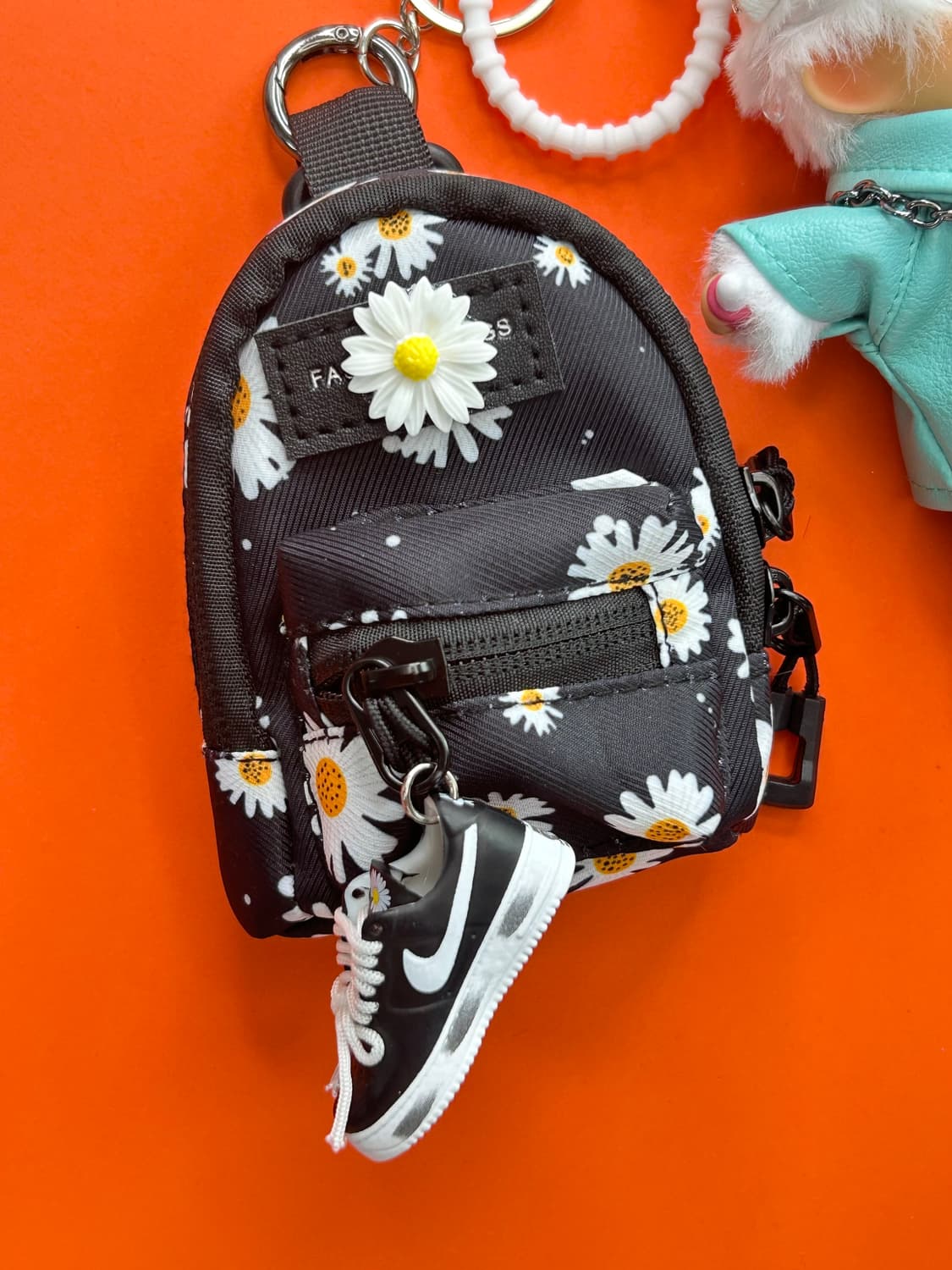 (56)정품몬치치✨🎧 GD 무드 몬치치 커스텀 키링 🤍 상품이미지6