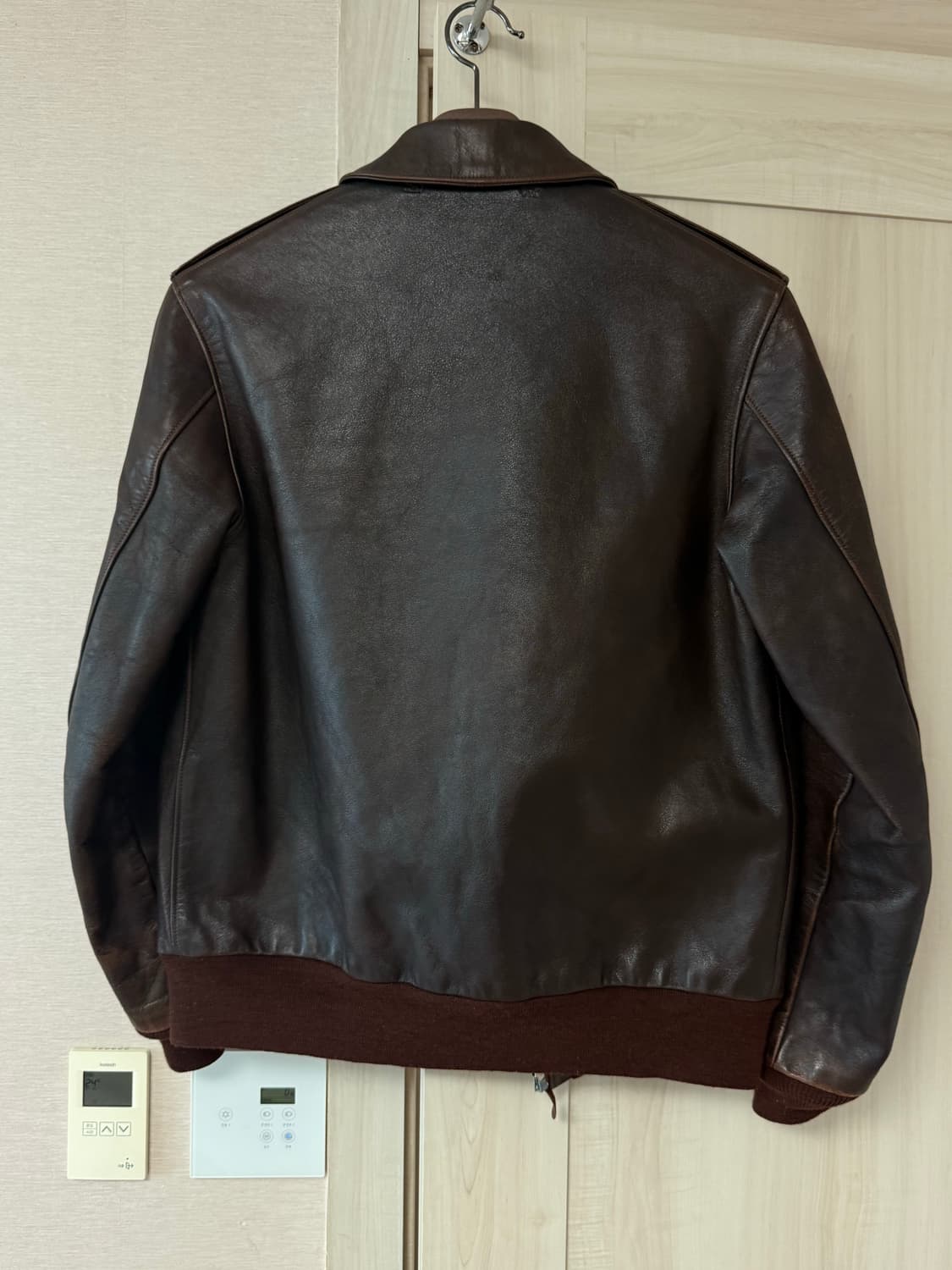 리얼맥코이 A2 씰브라운 색상 호스하이드 가죽자켓 상품이미지7