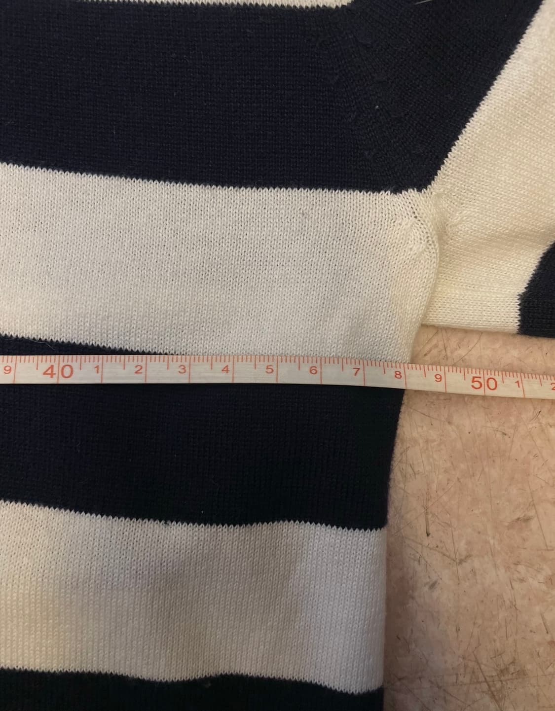 스파오 배색 니트가디건 95 상품이미지6