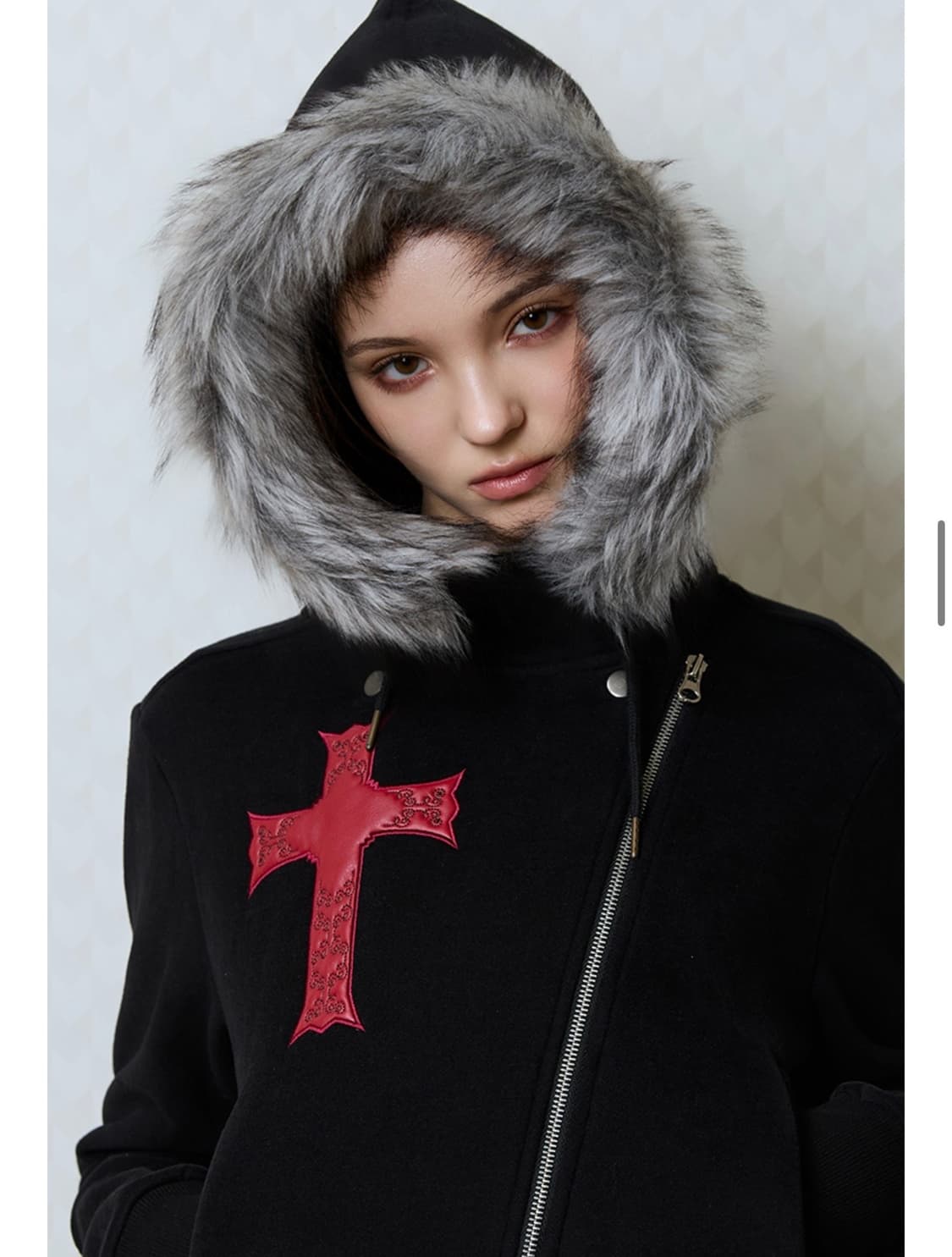 러브이즈트루 퍼 언발란스 후드집업 상품이미지2