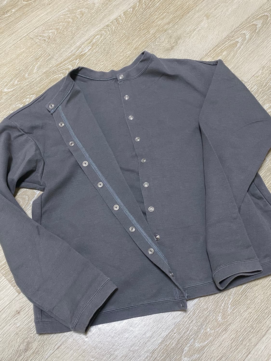 모리 레이어드 버튼 집업  상품이미지2