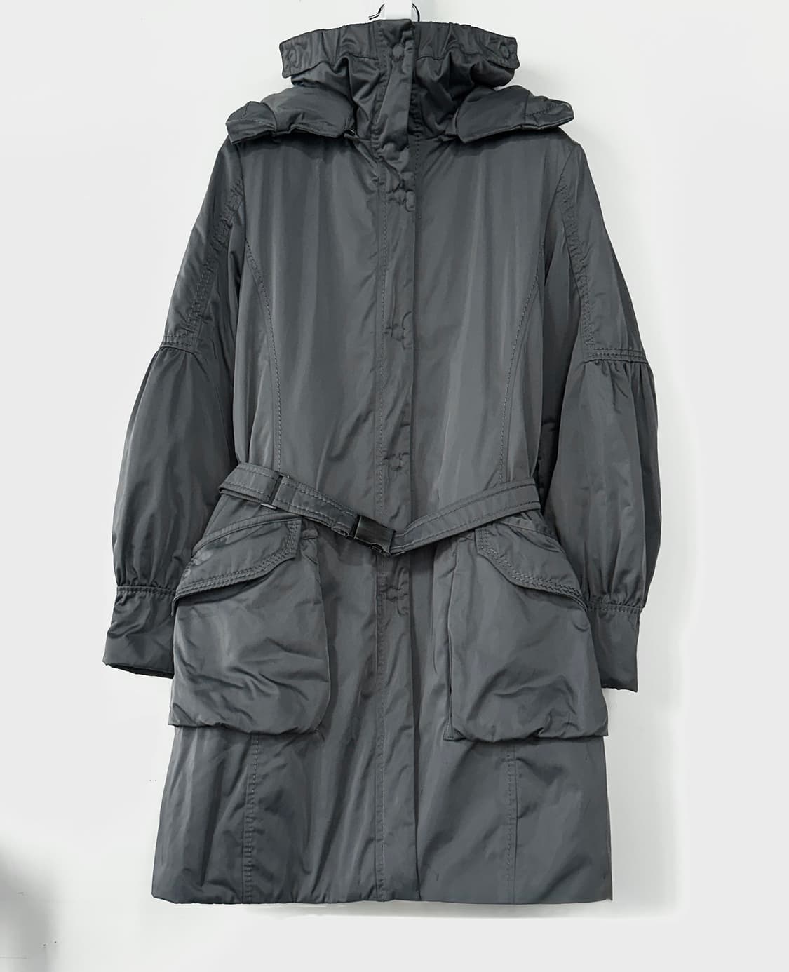 비올란티 VIOLANTI 벨티드 패딩 코트 상품이미지1