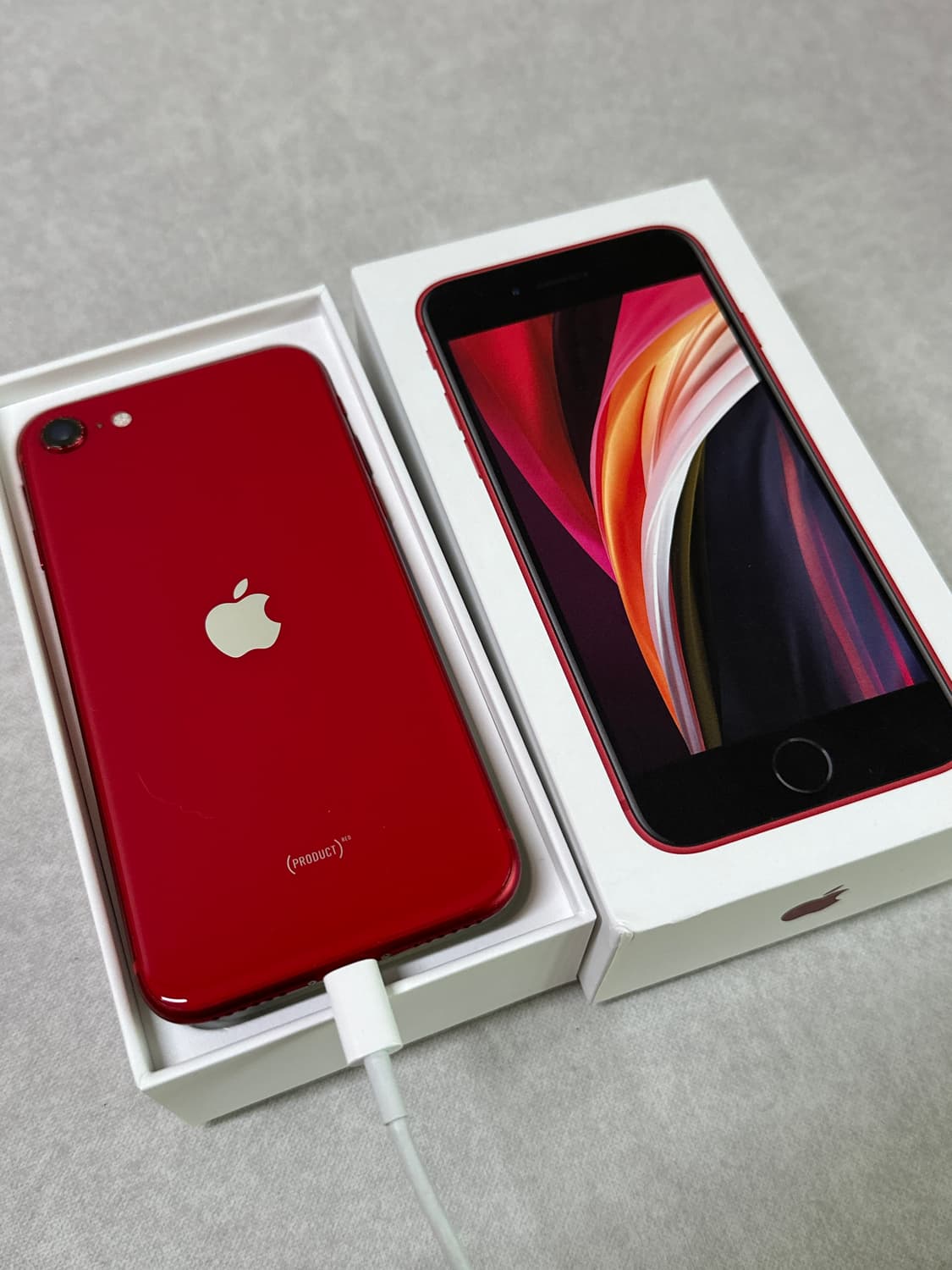 아이폰 se RED레드 128GB 상품이미지1