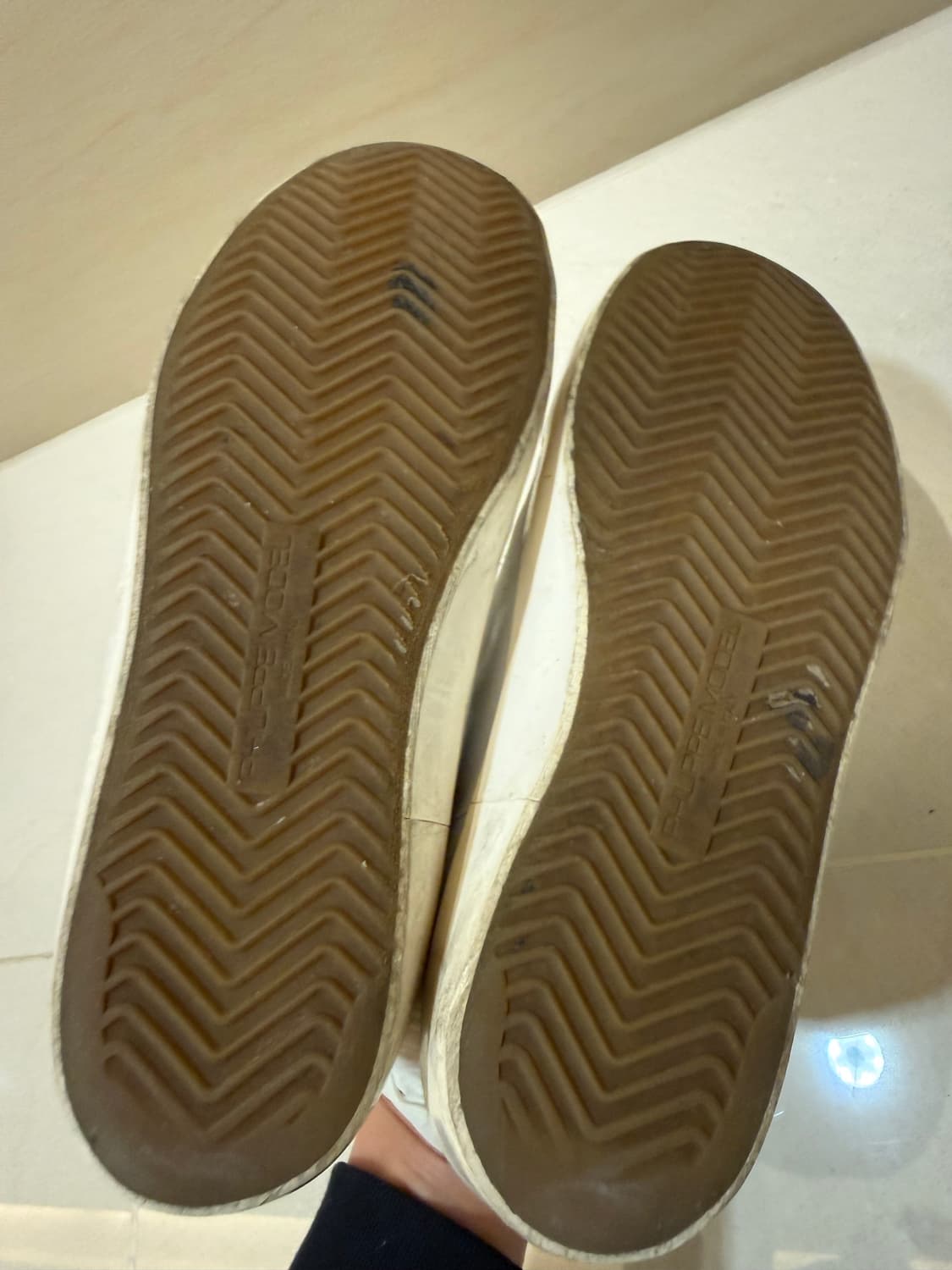 필립모델 이탈리아 명품 스니커즈 37 (240) 운동화 플랫 골든구스 상품이미지4