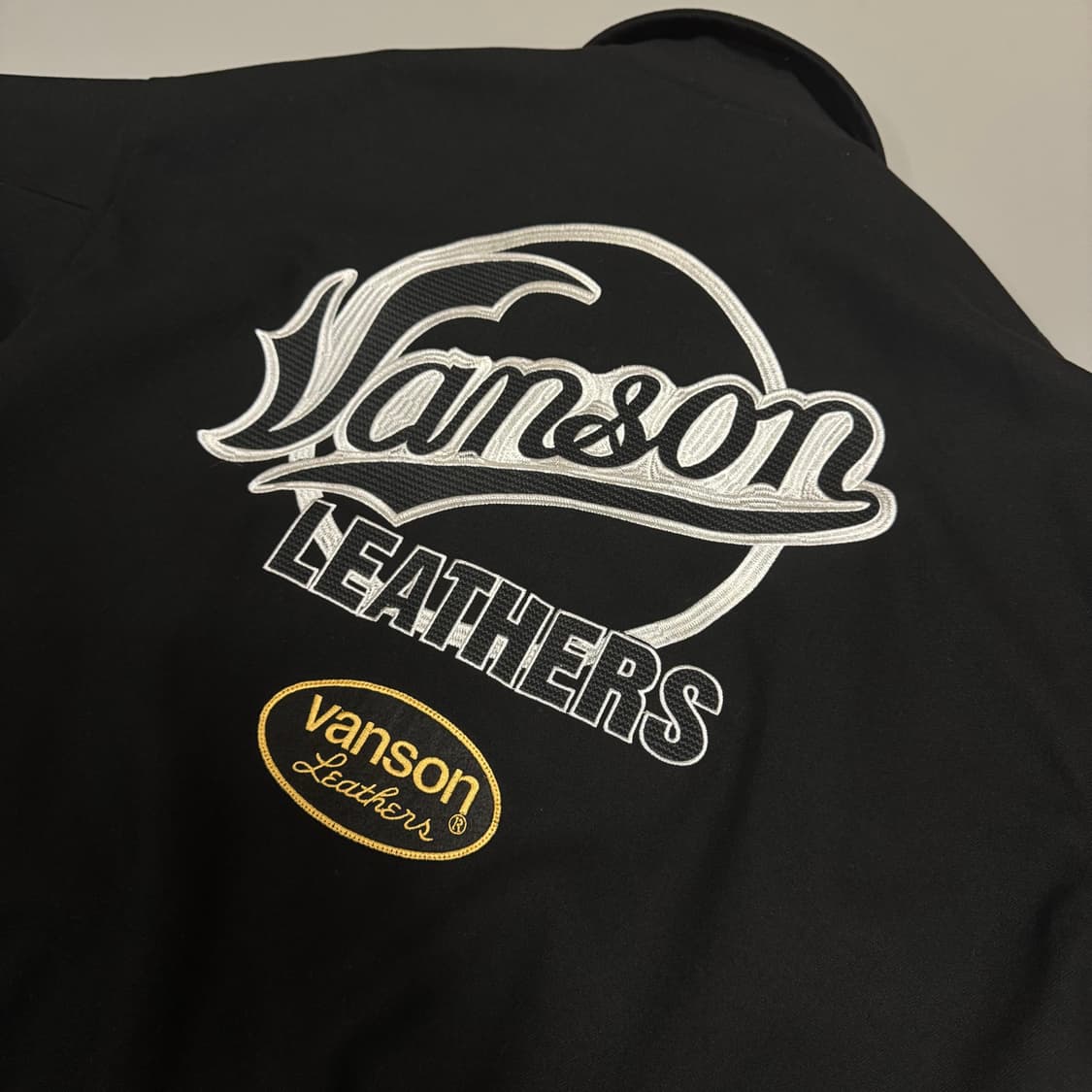 VANSON x 잭로즈 x SKOOKUM 블랙 패치 로고 울 블루종 자켓 상품이미지6