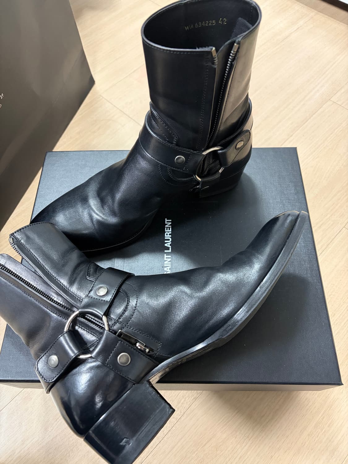 생로랑 하네스 부츠 상품이미지3