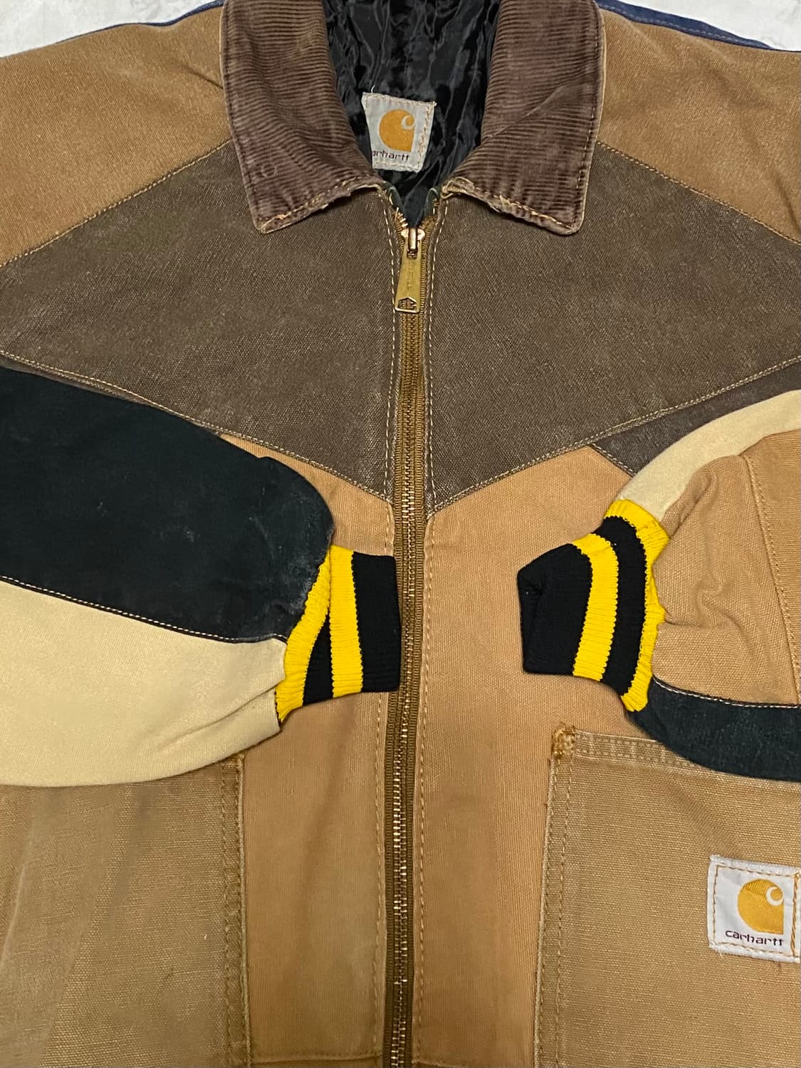 칼하트 리메이크 패치 멀티컬러 자켓 100 사이즈 상품이미지4