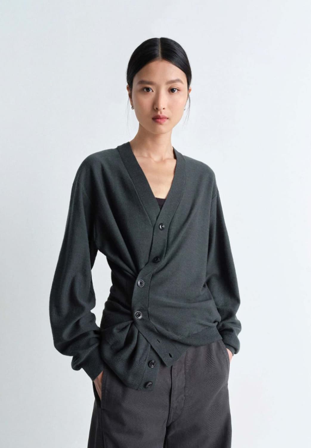 르메르 울 릴렉스드 트위스트 가디건 카본  (S) 상품이미지2