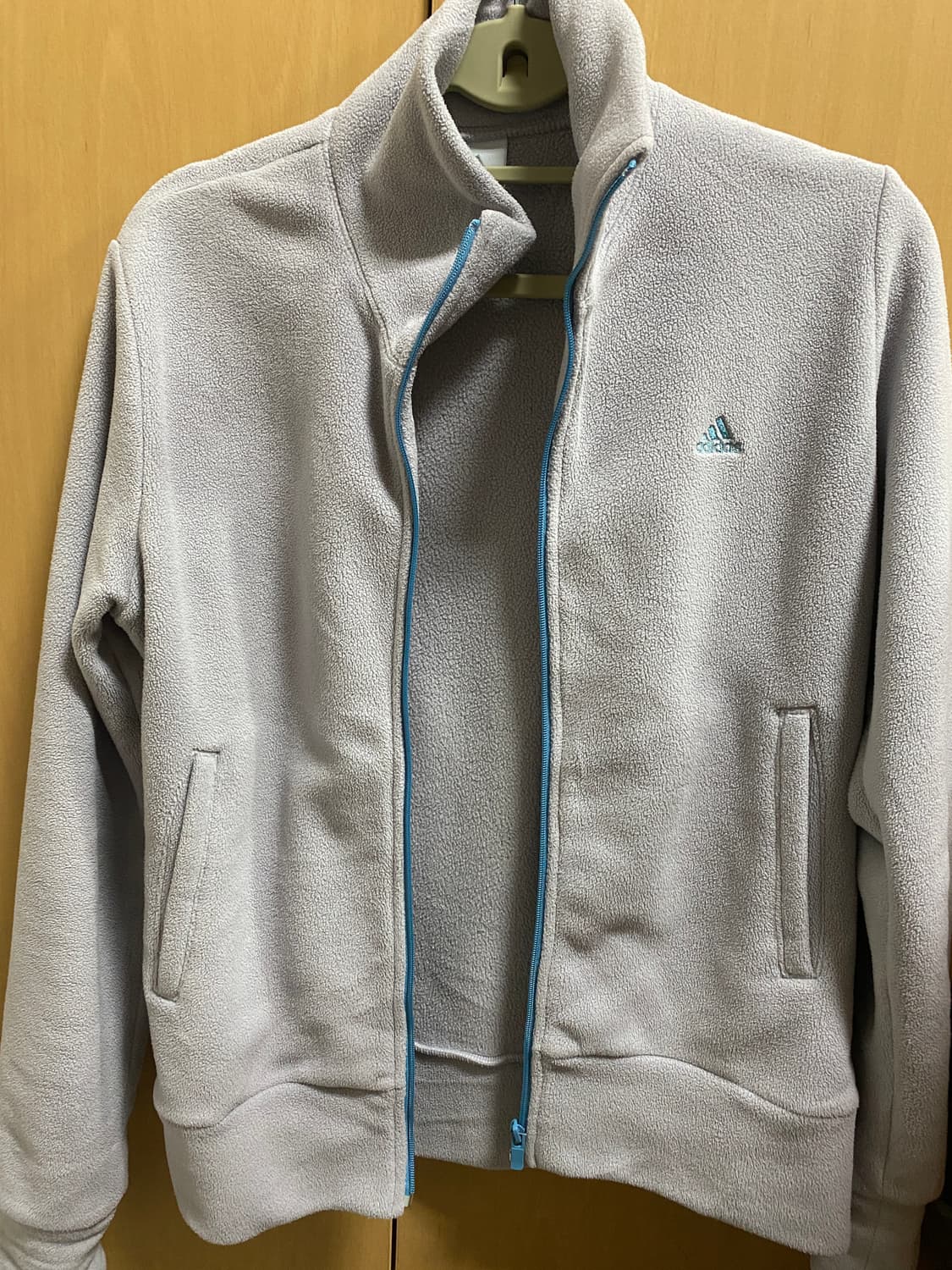 아디다스 플리스 집업 상품이미지1