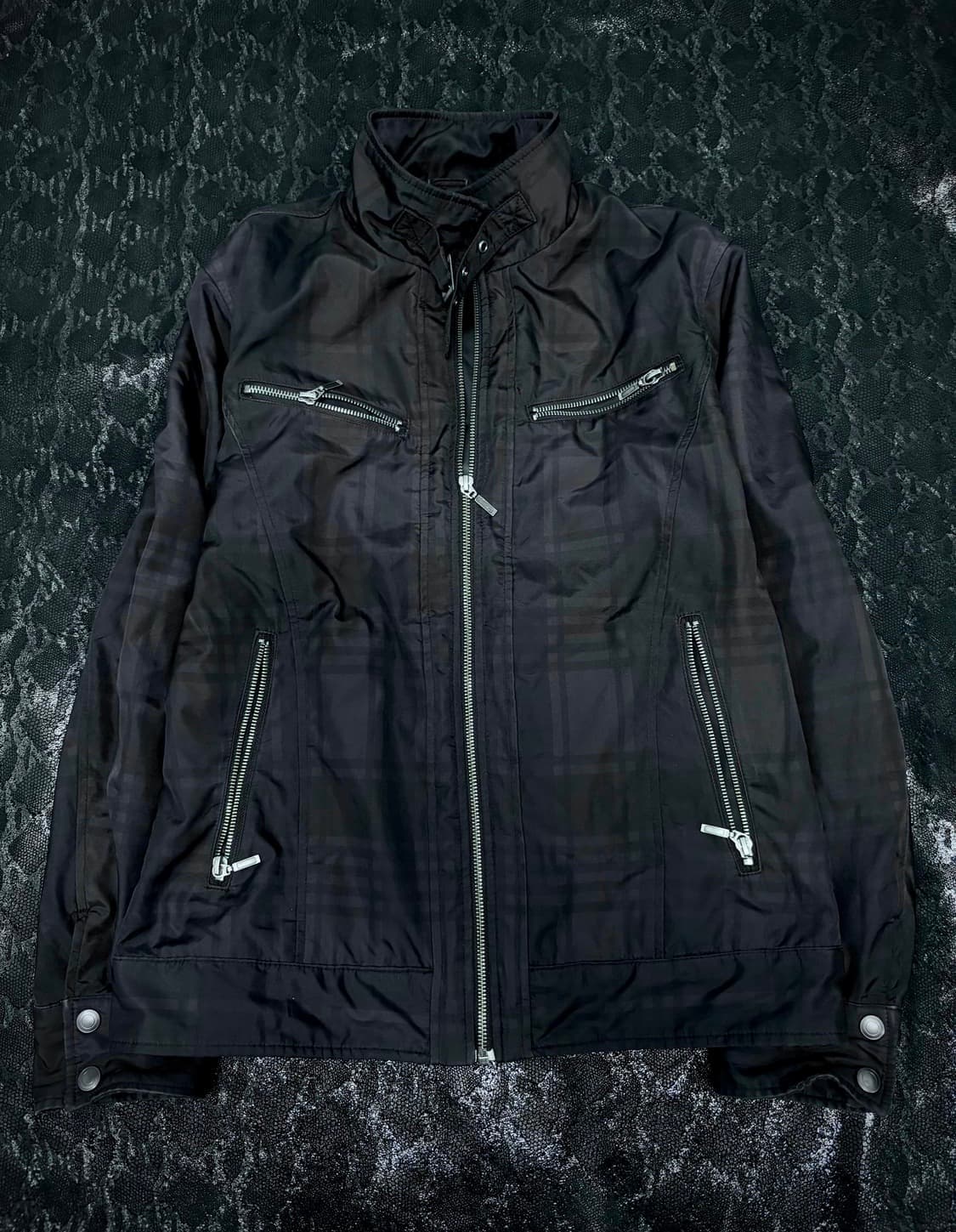 "URBAN COLLECTION" Minimal Check Design 상품이미지1