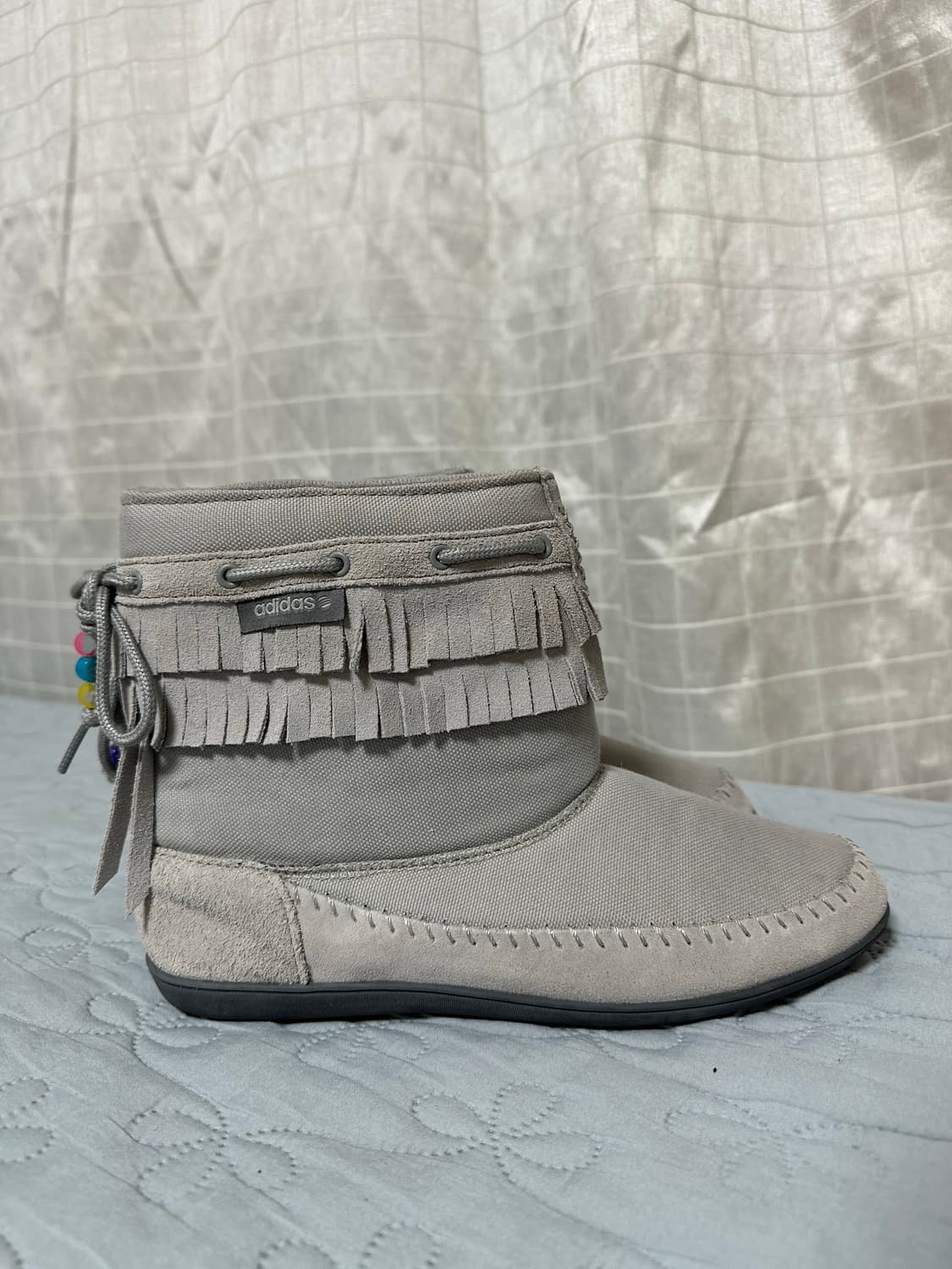 아디다스 adidas 빈티지 프릴 비즈 부츠 상품이미지1