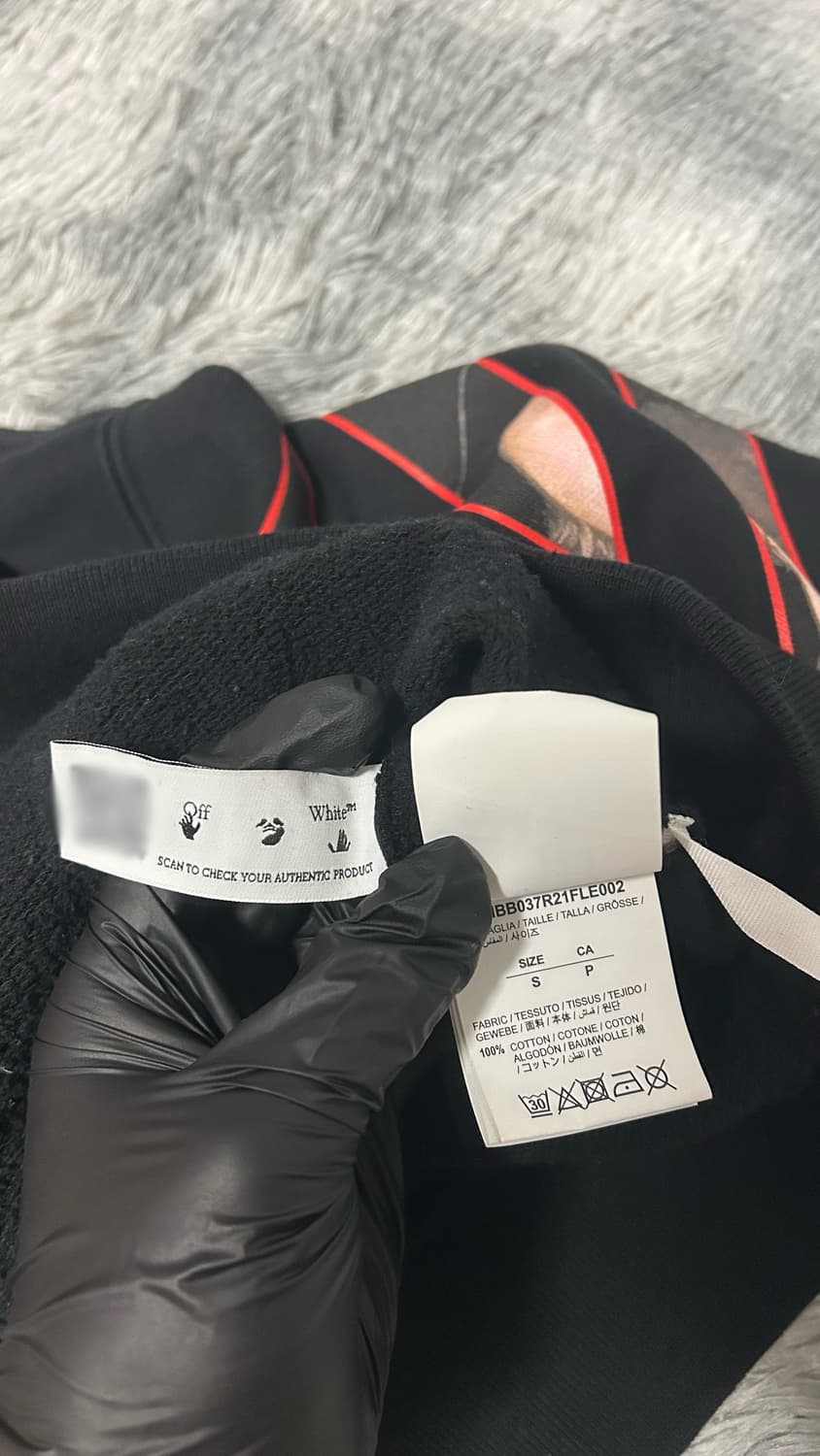 [S size] 오프화이트 카라바조 후드티 상품이미지4