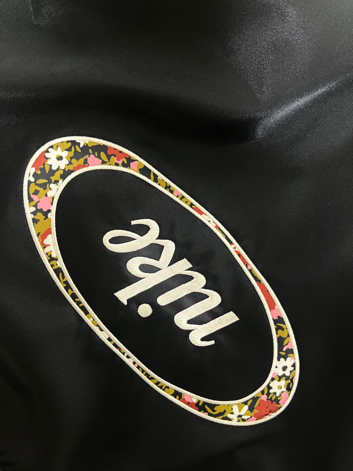 나이키 크롭 플라워자수 자켓 상품이미지3