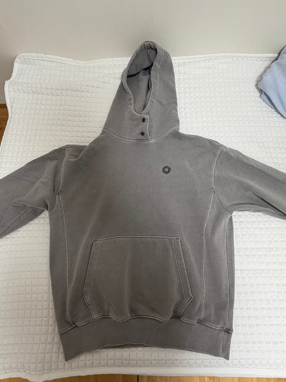 999휴머니티 후드티 상품이미지2