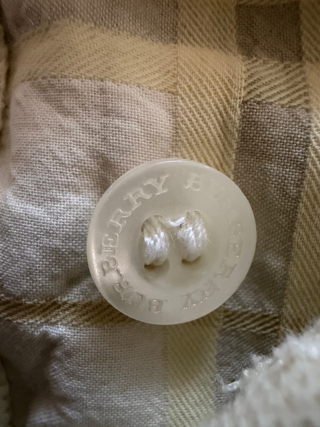 버버리 카라티 상품이미지4