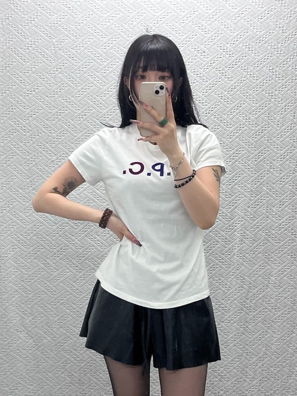 아페쎄 빈티지 스트릿 키치 VPC 벨벳로고 반팔티 S C12055 상품이미지1