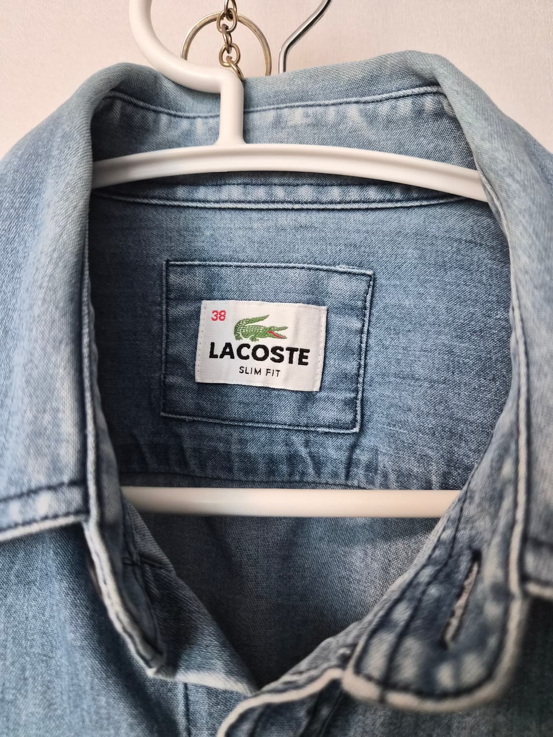라코스테(LACOSTE) 슬림핏 데님 셔츠 상품이미지3