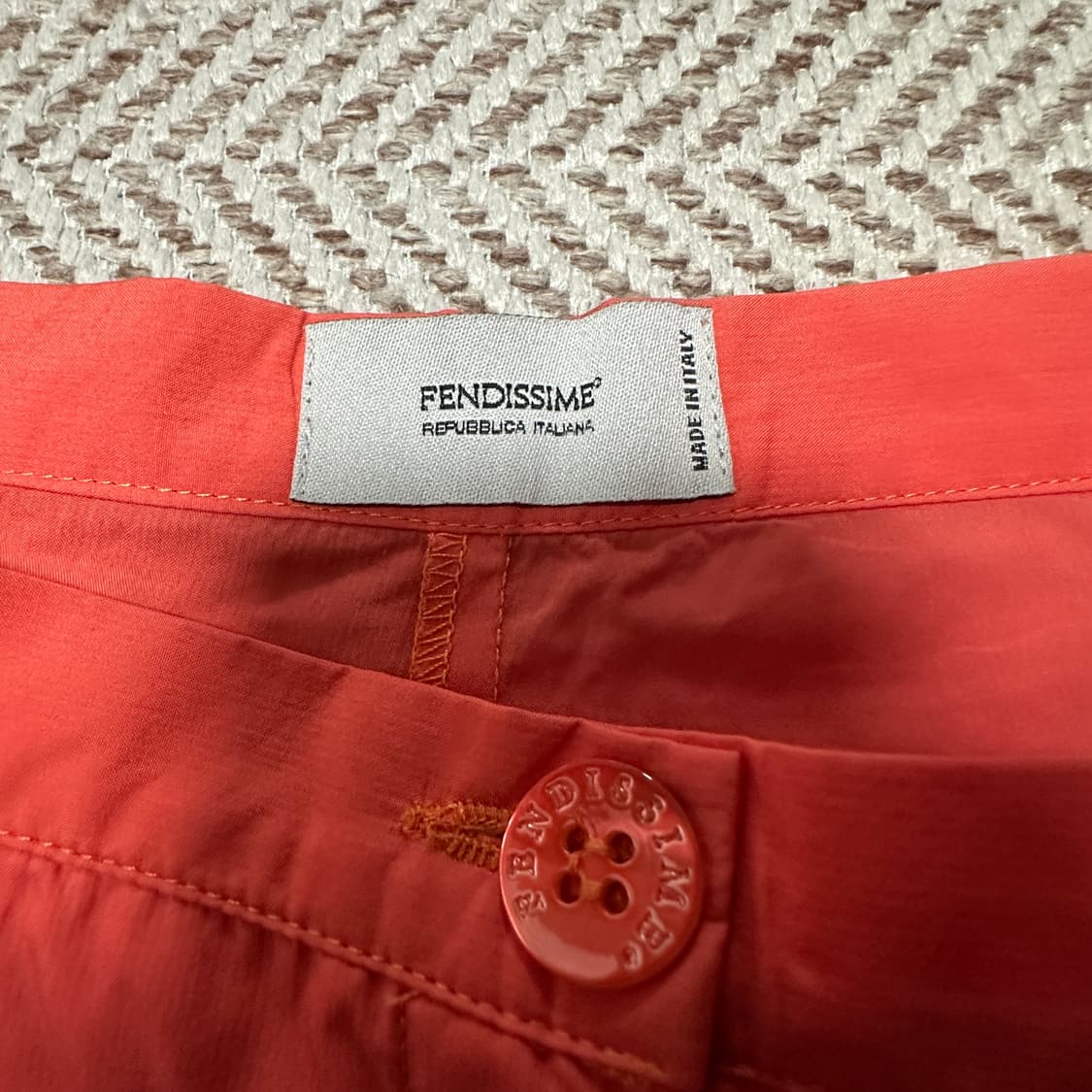 FENDI italy made shorts 상품이미지3