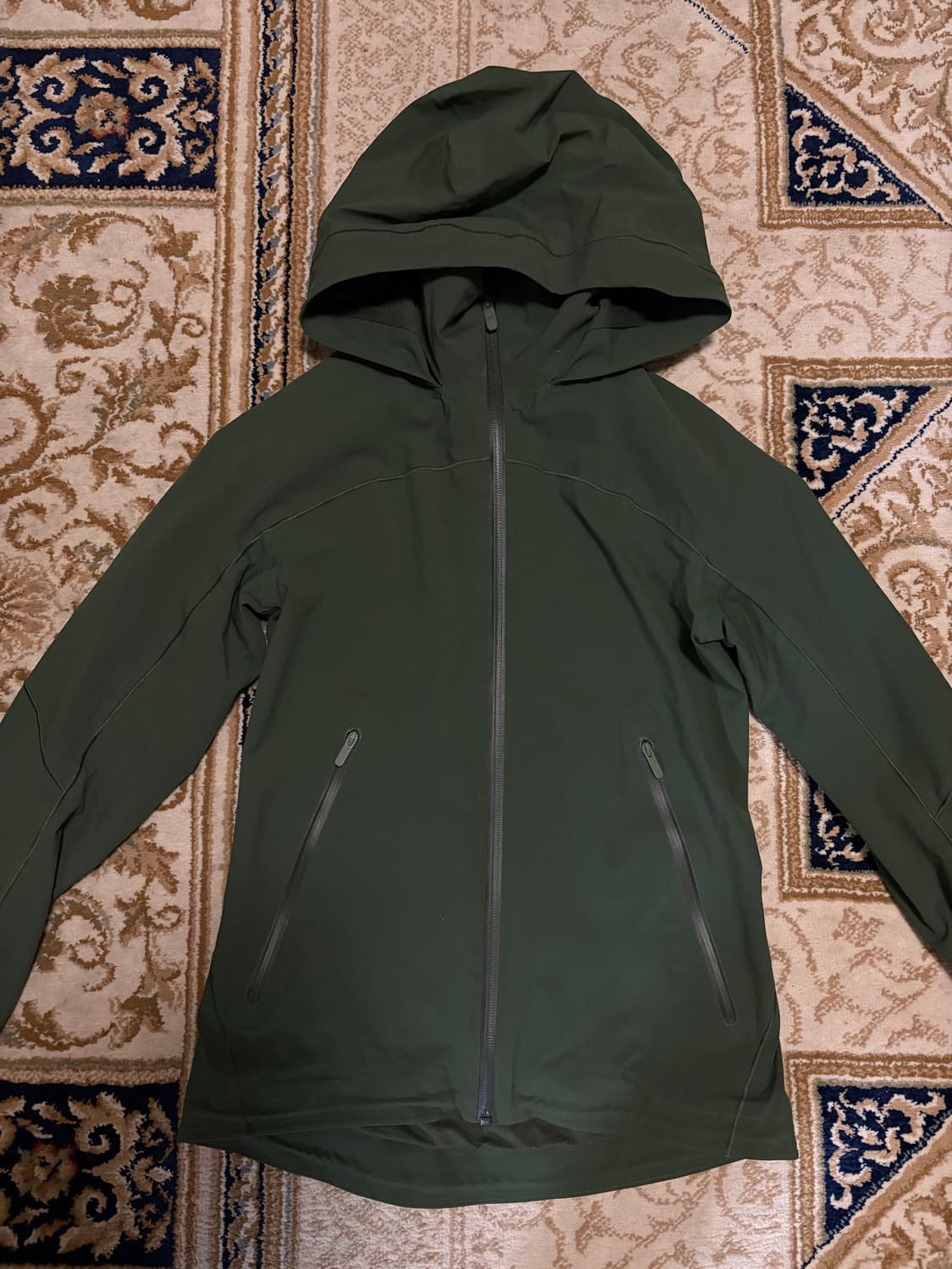 룰루레몬 바람막이  상품이미지1