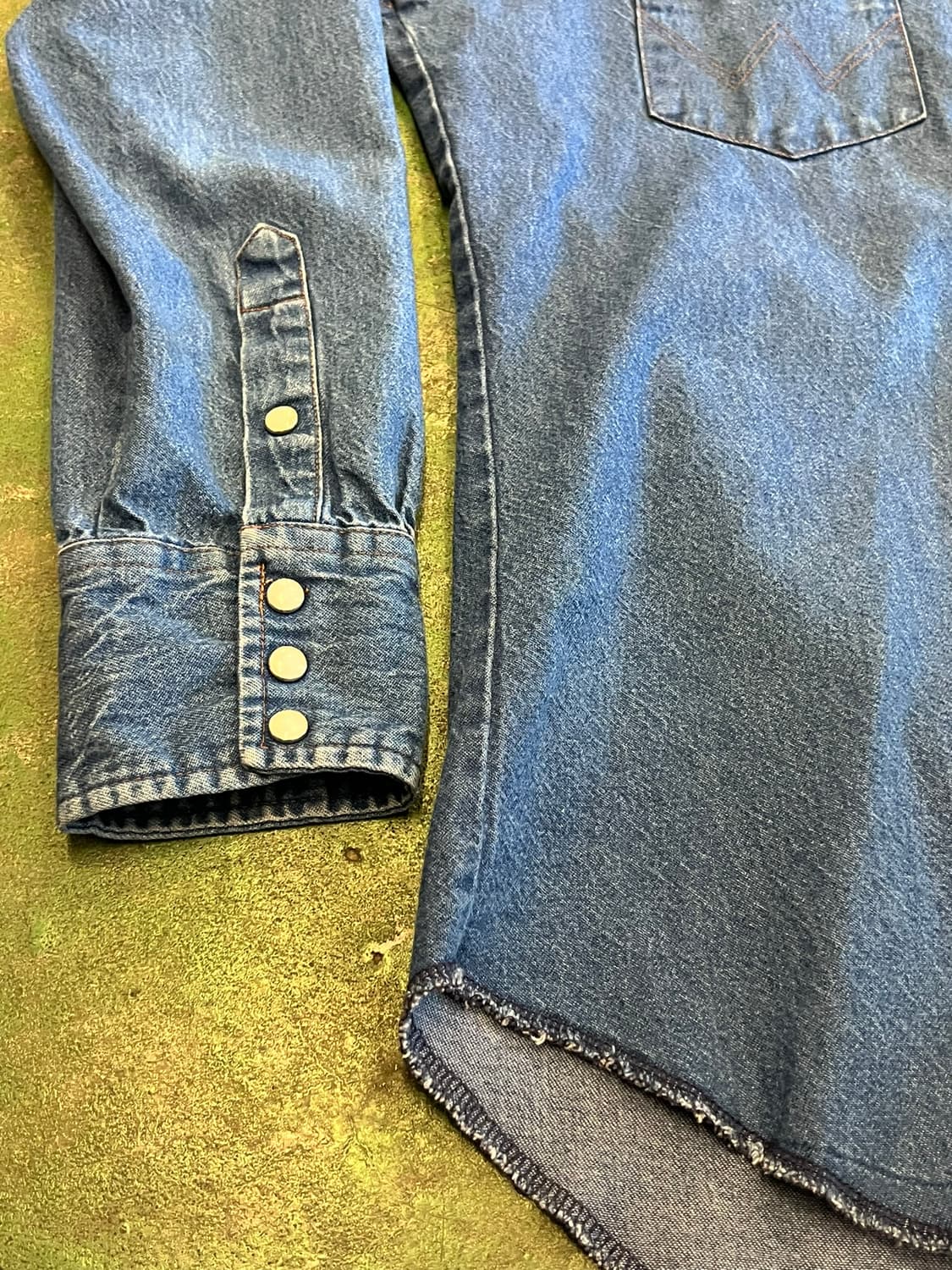 [M] 랭글러 Wrangler 인디고 데님 웨스턴 스냅 셔츠 상품이미지4