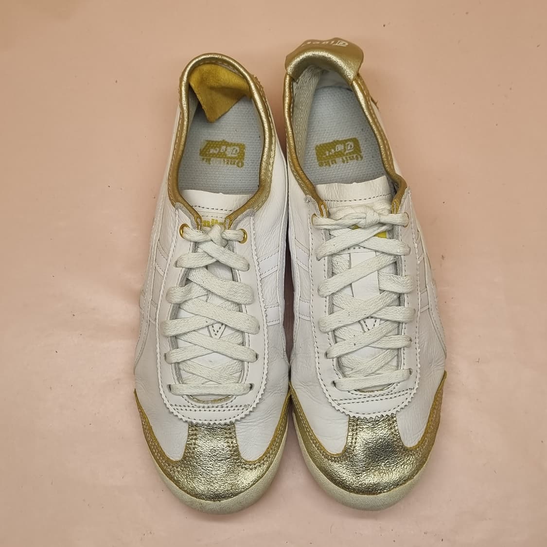 오니츠카타이거 멕시코66 골드 스니커즈 250 상품이미지2
