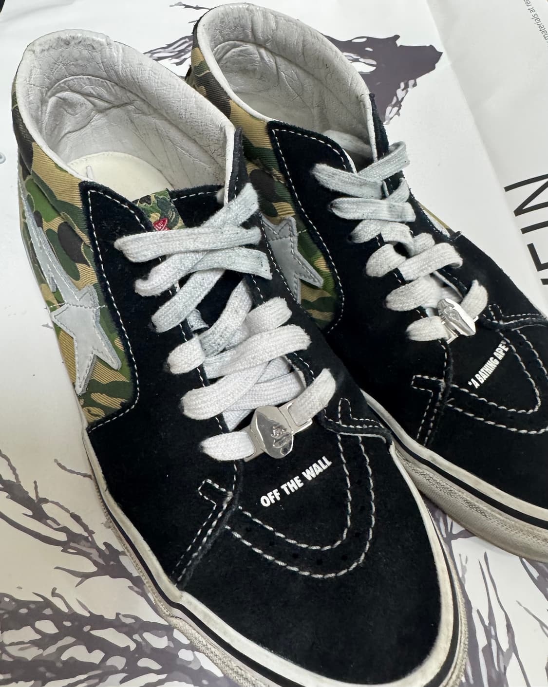 반스 x 베이프 스케이트 미드 270 상품이미지1