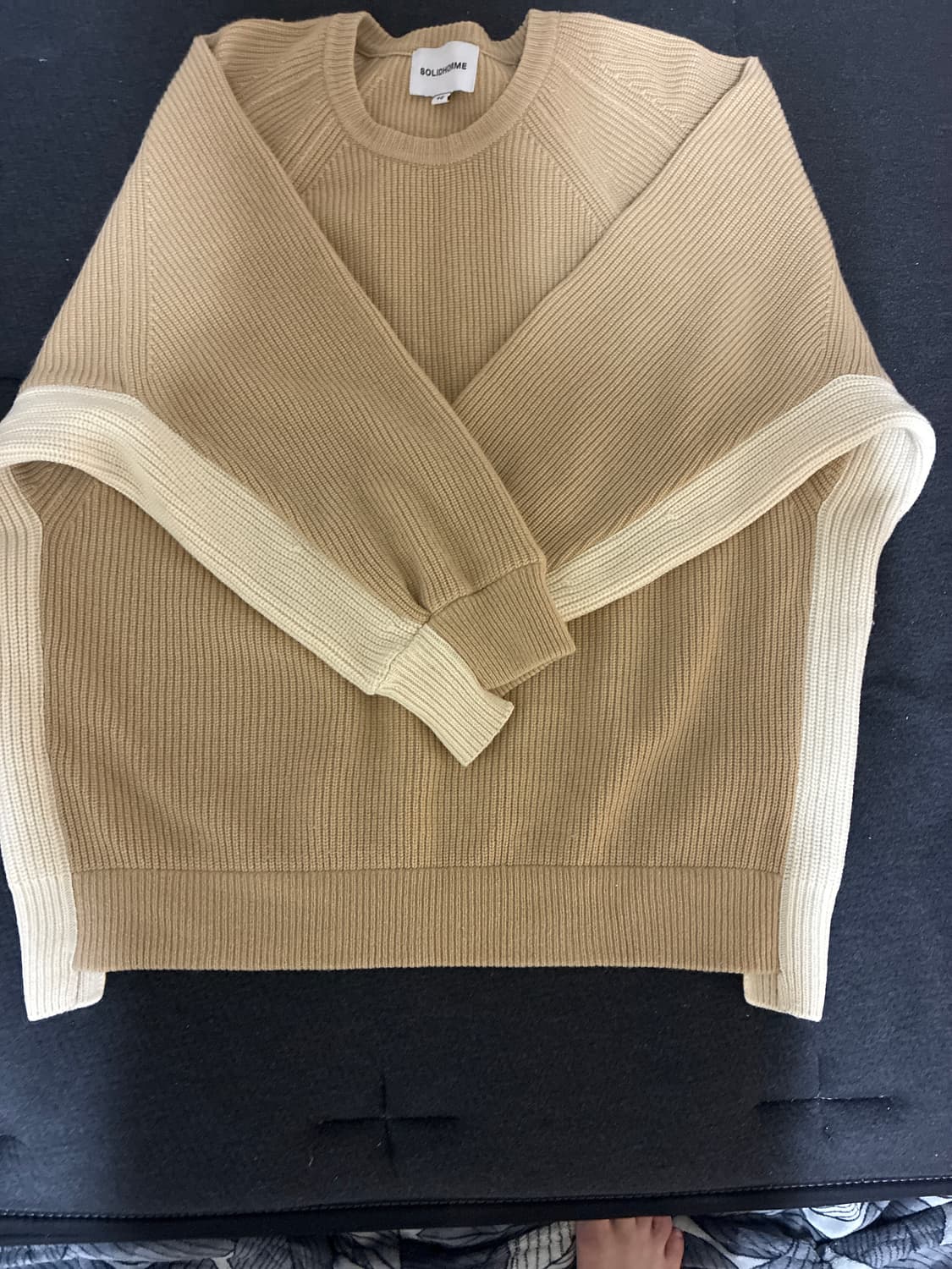 정픔 솔리드 옴므 가오리 니트입니다!! 상품이미지1