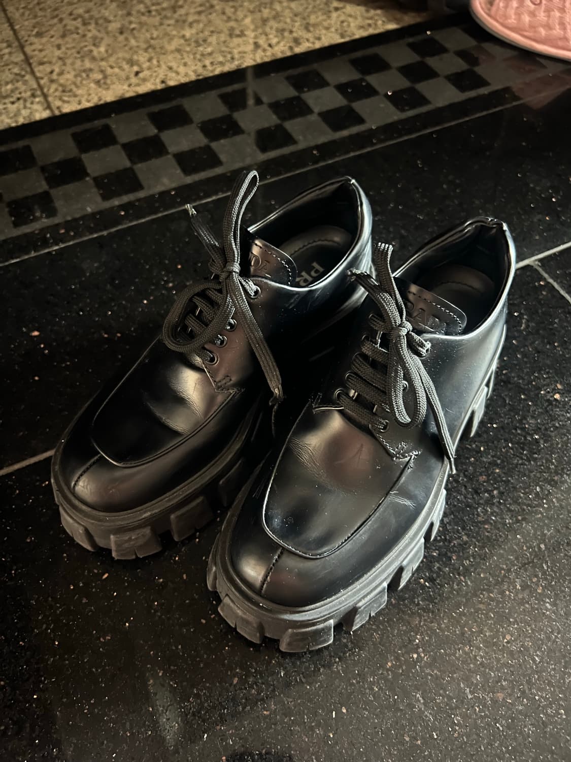 프라다 모놀리스 로퍼 (37 1/2) 상품이미지2