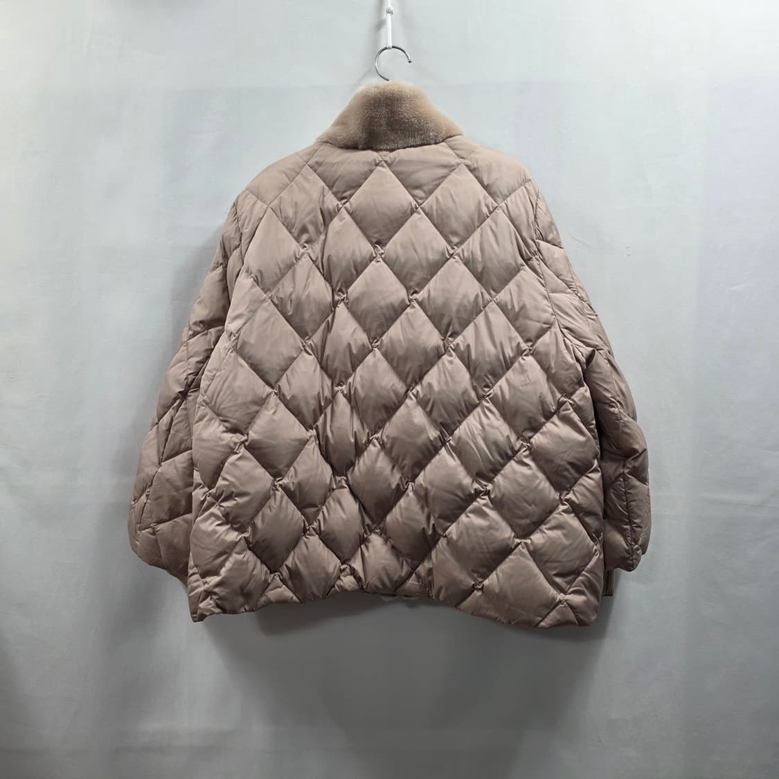 1643 칼라거펠트 폴란드 구스다운 퀼팅 자켓 88(100-165) 베이 상품이미지2