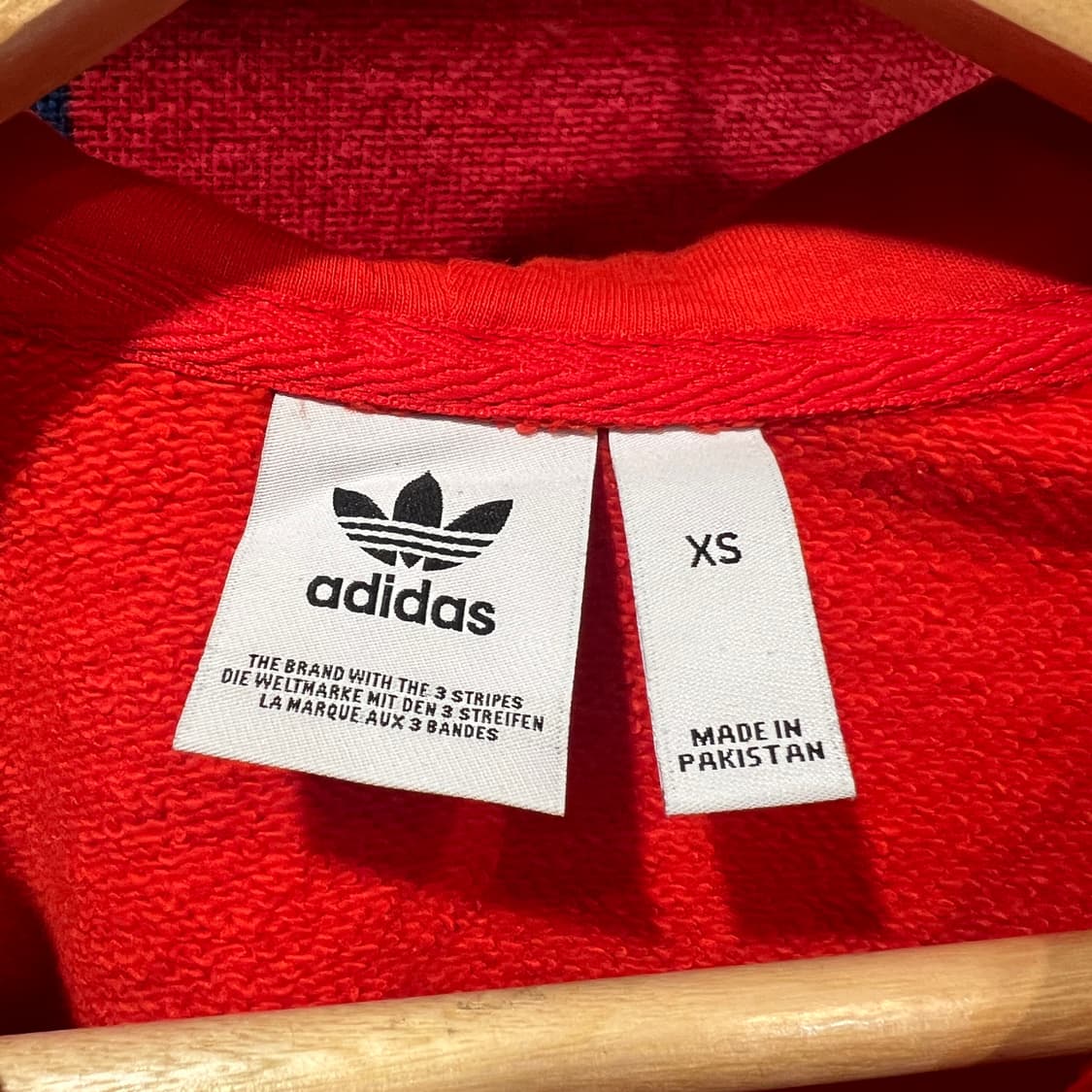 아디다스 파이어버드 빅로고 후드티 상품이미지3