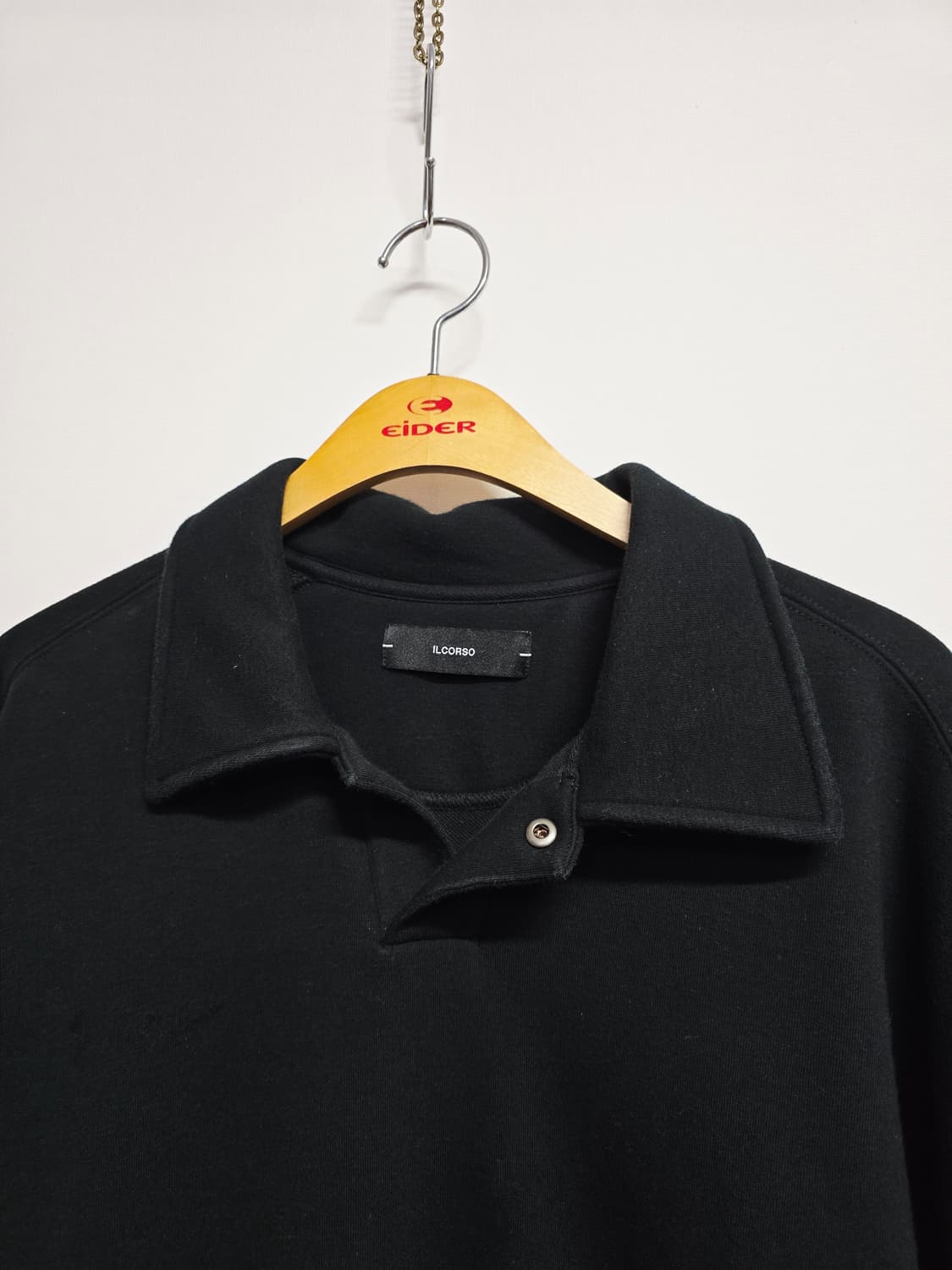 일꼬르소 카라넥 블랙 맨투맨 티셔츠 상품이미지2