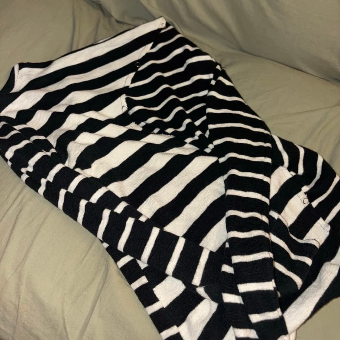 Vintage 갸루 고스펑크 스트라이프 언발 니트 상품이미지2