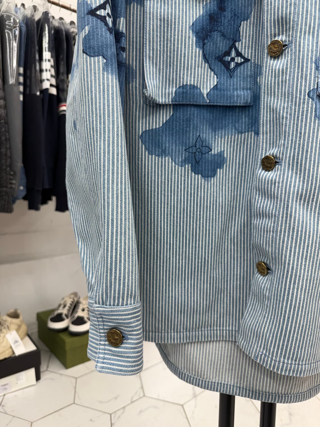 [L] 루이비통 워터컬러 데님 셔츠 자켓 상품이미지6