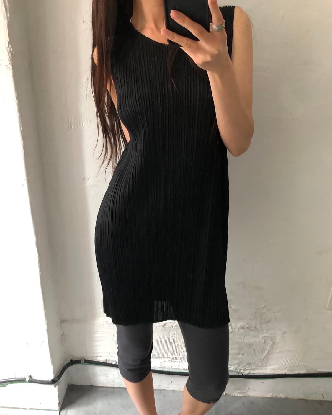 Pleats Please 플리츠플리즈 블랙 플리츠 슬리브리스 상품이미지3