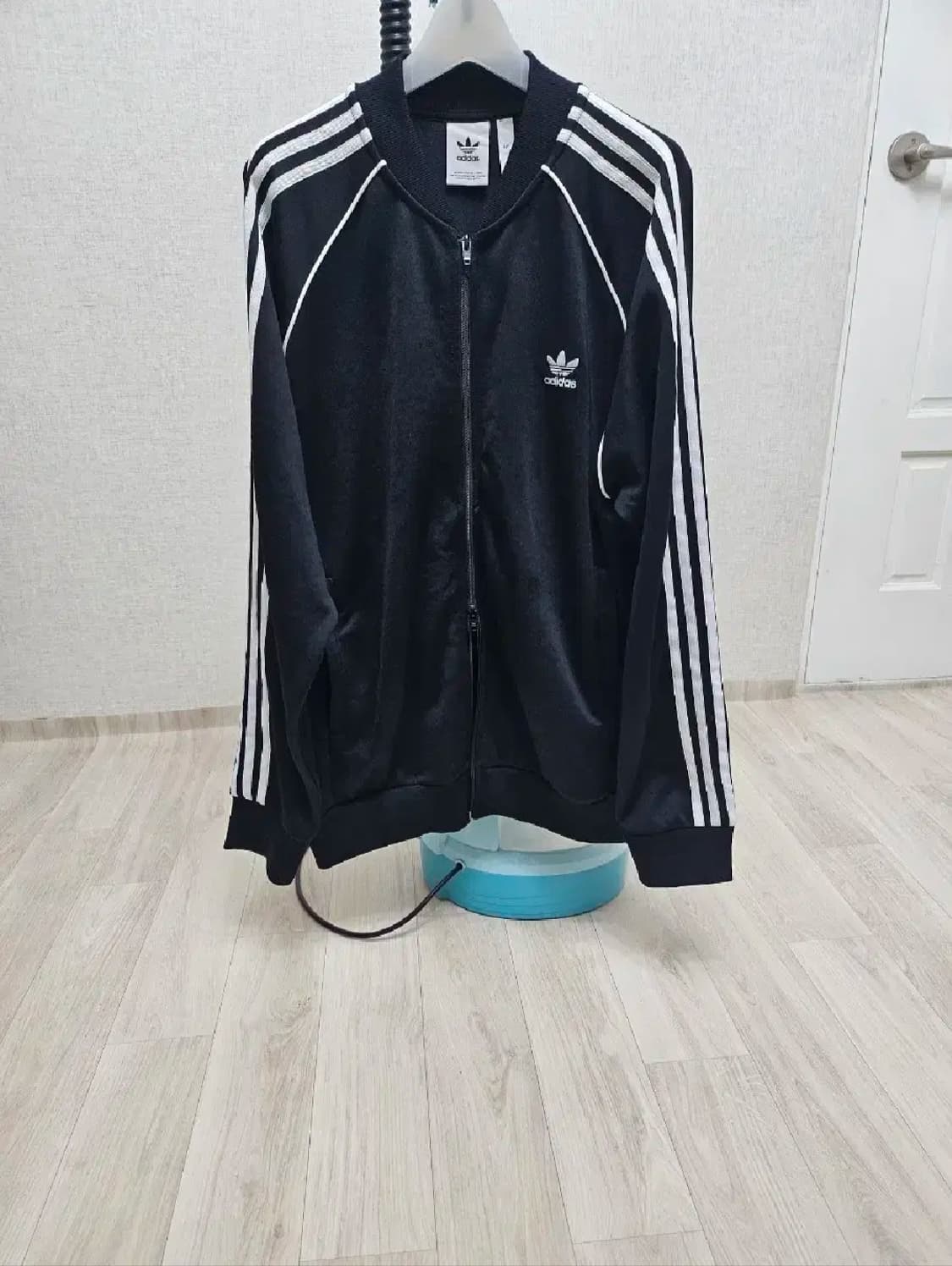 (115~120)4XL☆초대장급☆아디다스 슈퍼스타2중지퍼[검흰]트랙탑져지 상품이미지2