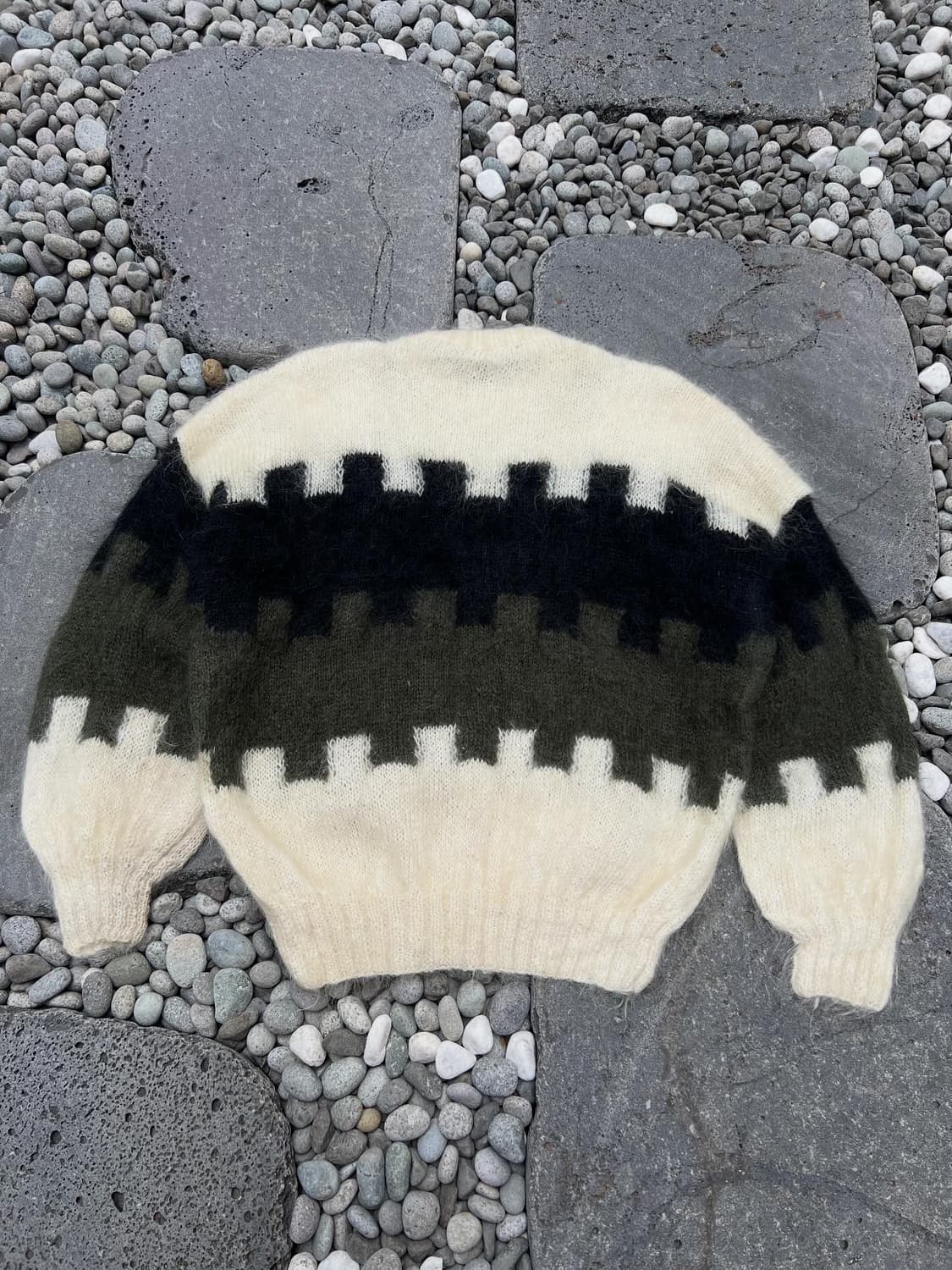 VINTAGE MOHAIR NATIVE PATTERN 빈티지모헤어니트 상품이미지2